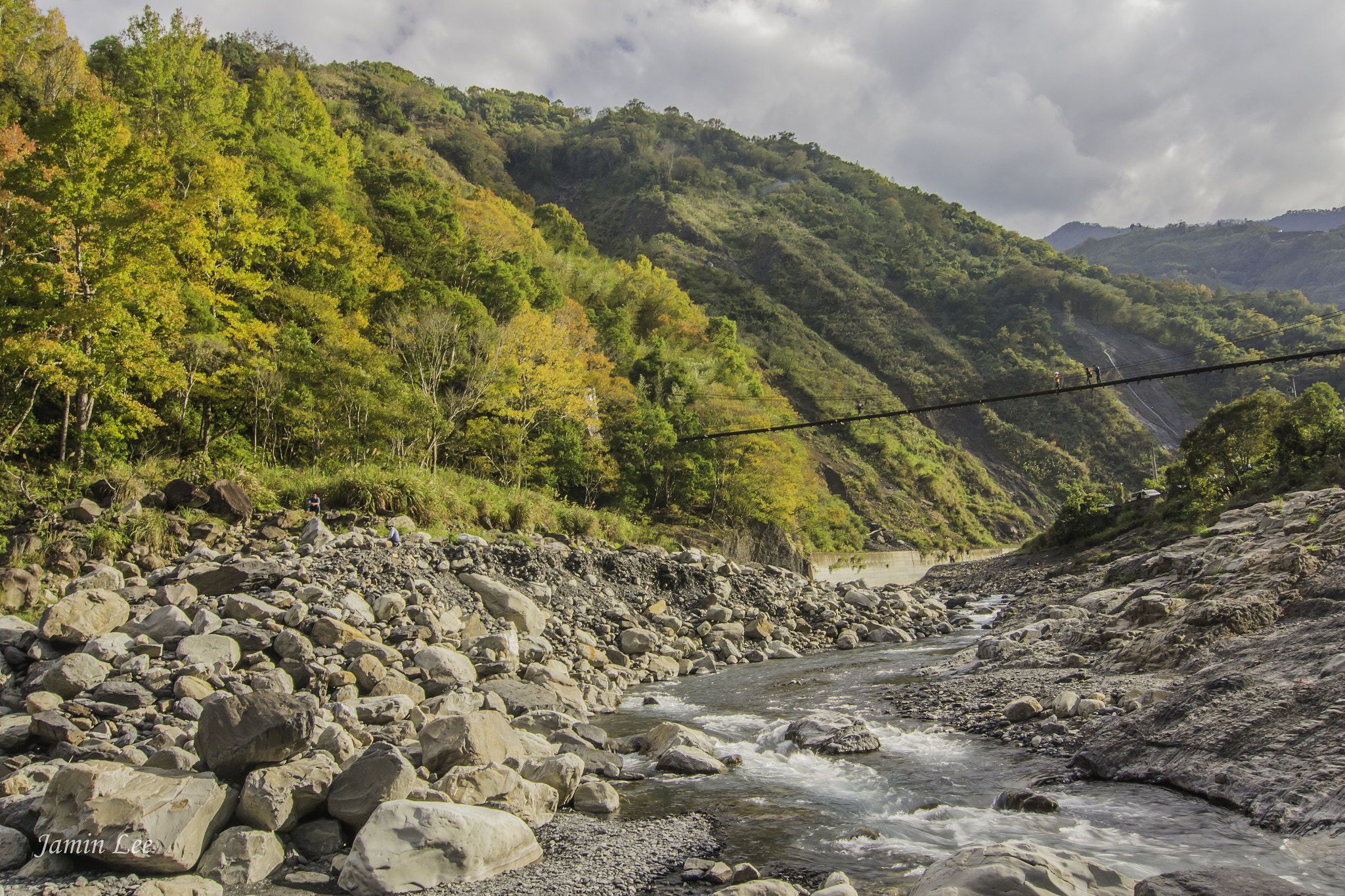 Tokina AT-X Pro 12-24mm F4 (IF) DX sample photo. 秀巒楓情 photography