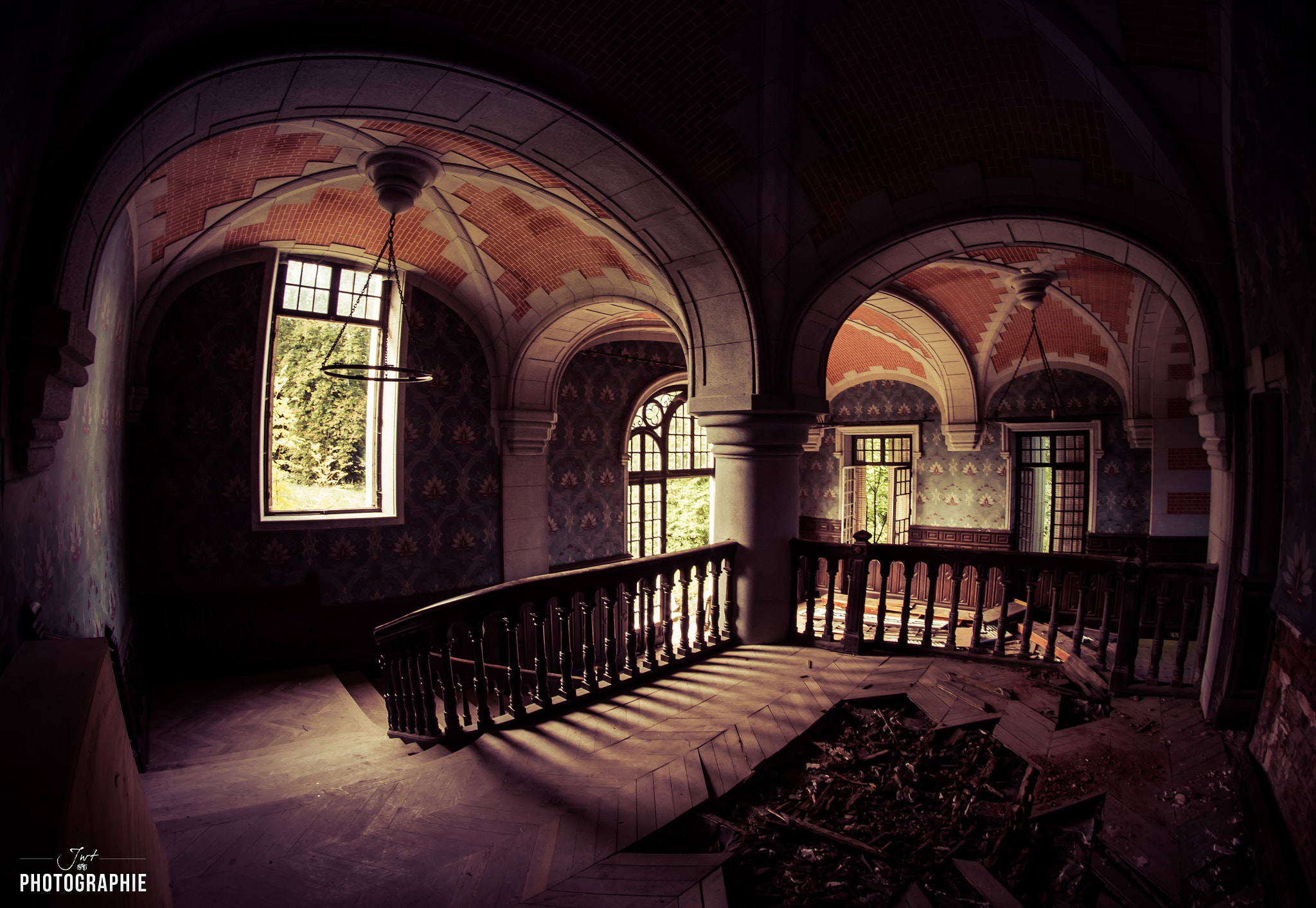 Nikon D3200 + Samyang 8mm F3.5 Aspherical IF MC Fisheye sample photo. Castle photography