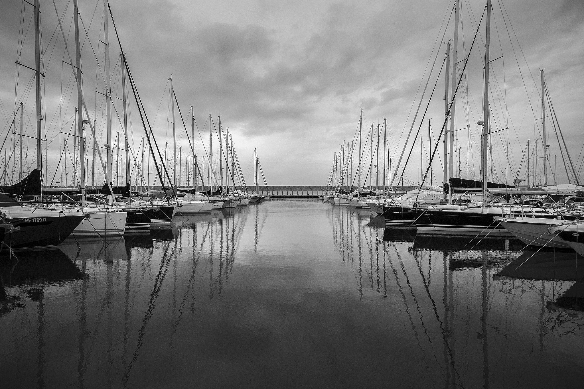 Sigma 12-24mm F4.5-5.6 II DG HSM sample photo. ..quiet reflection.. photography