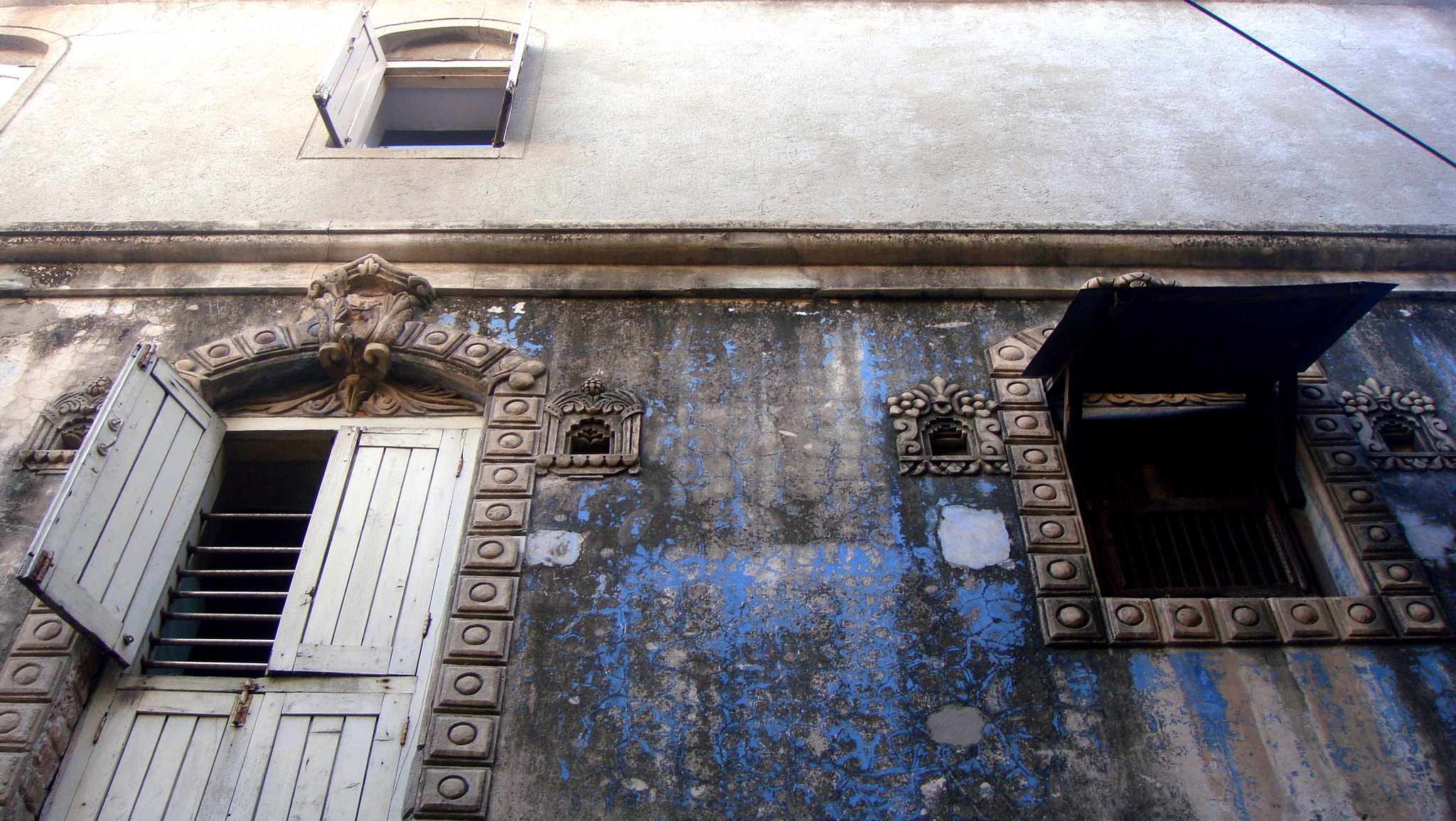 Sony DSC-T77 sample photo. Opportunistic window ! photography