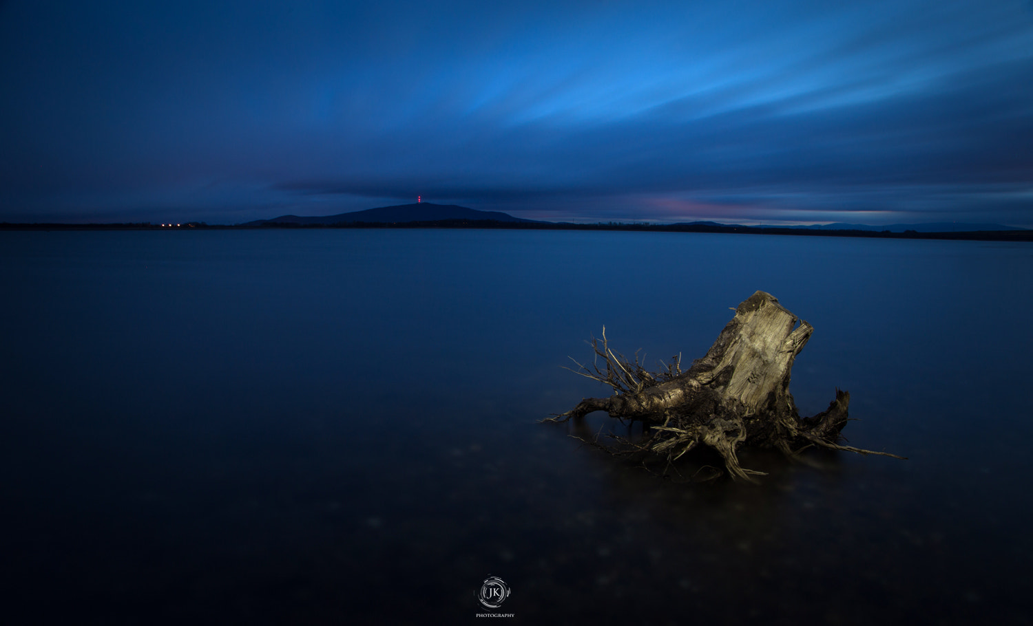 Canon EF 20-35mm F3.5-4.5 USM sample photo. X photography