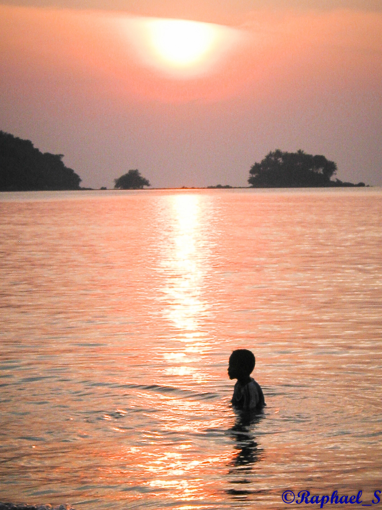 Canon POWERSHOT G2 sample photo. The beach-phuket photography