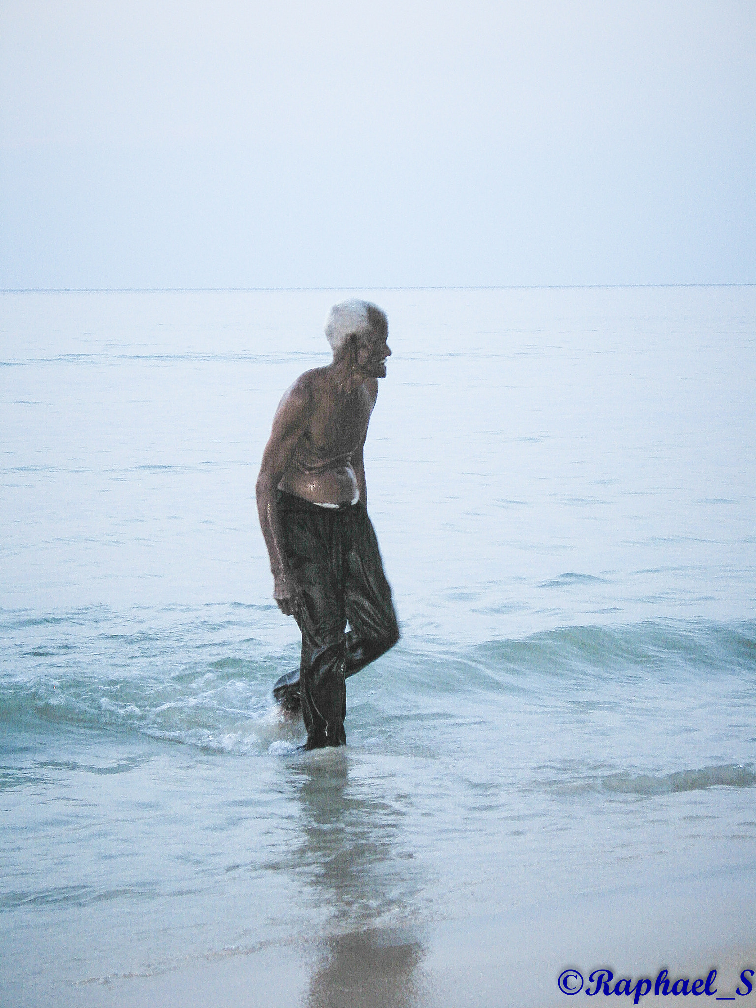 Canon POWERSHOT G2 sample photo. The old man and the sea photography