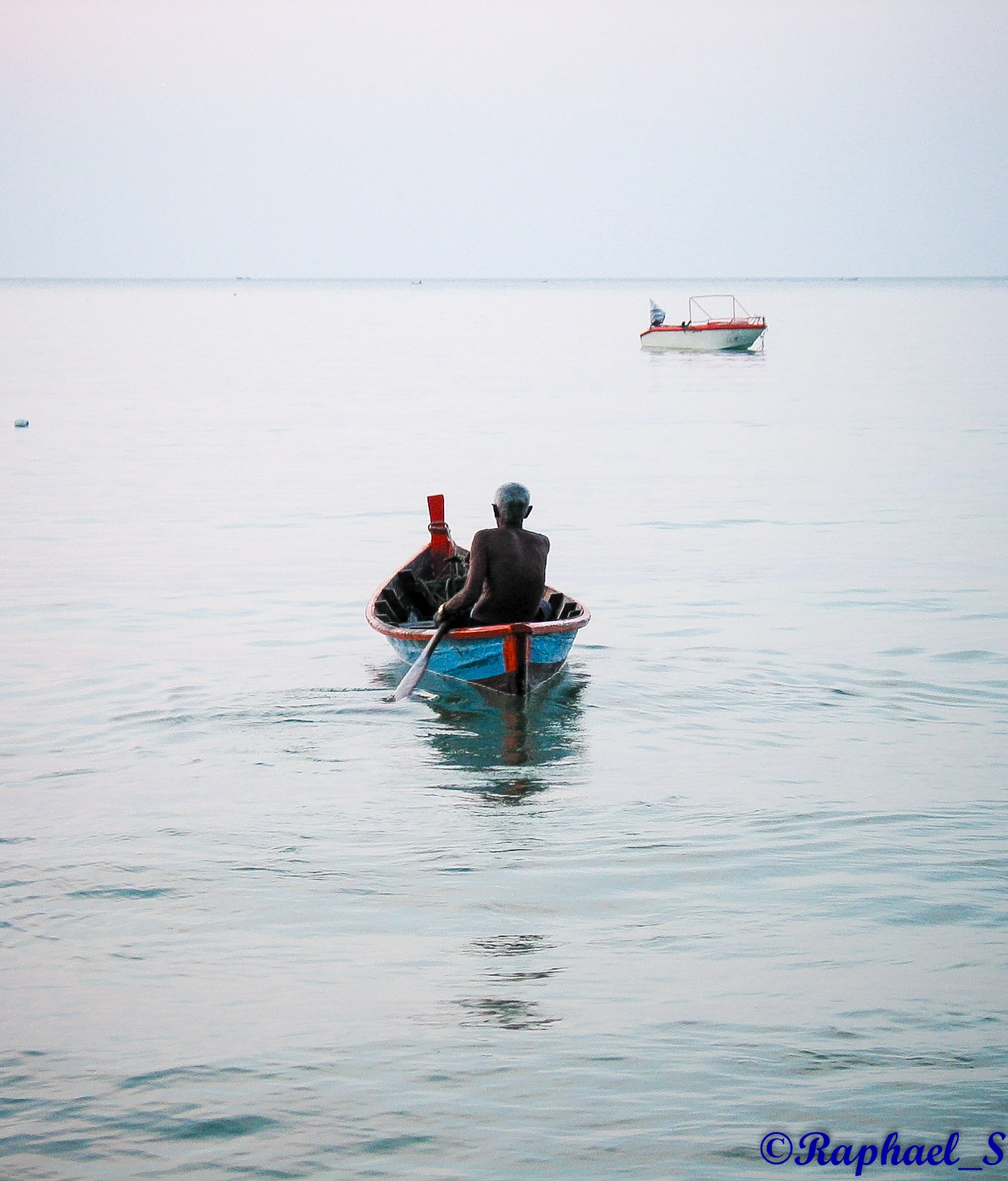 Canon POWERSHOT G2 sample photo. The old man and the sea photography