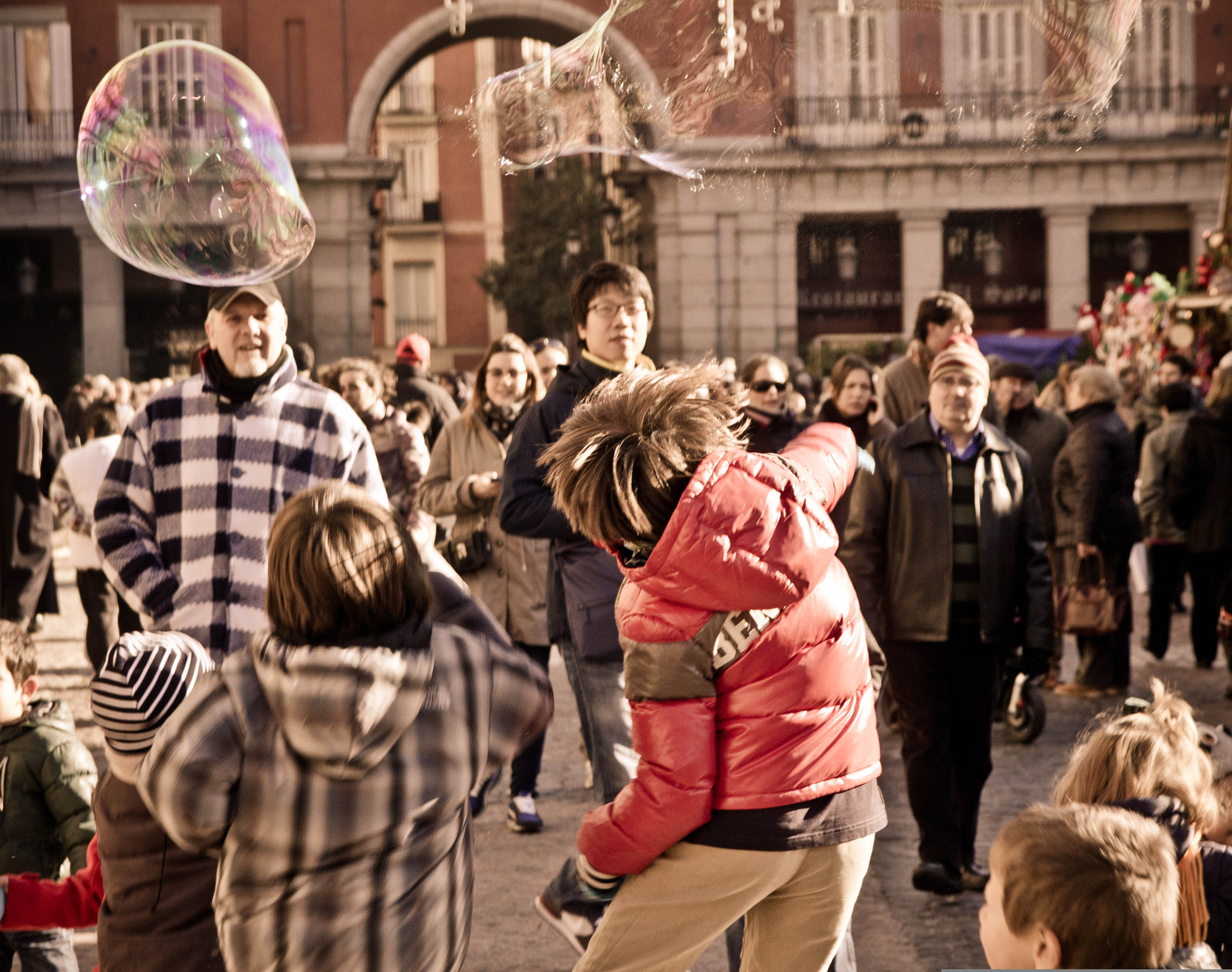 Sigma 17-70mm F2.8-4 DC Macro OS HSM sample photo. Plaza mayor, madrid. photography