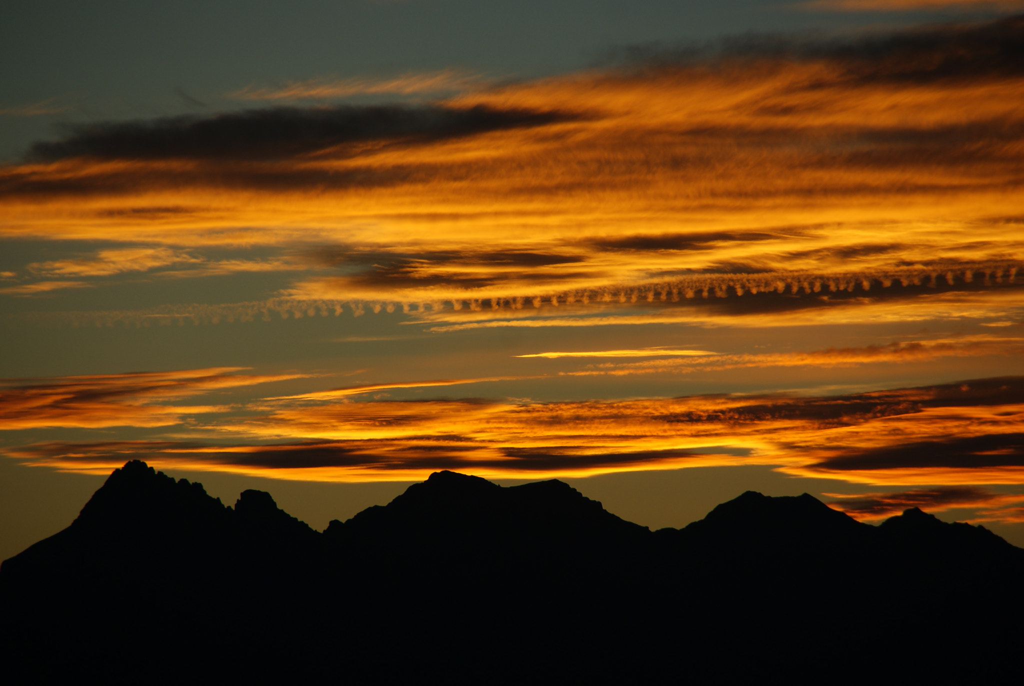 Sony Alpha DSLR-A300 sample photo. Couché de soleil - les orres photography