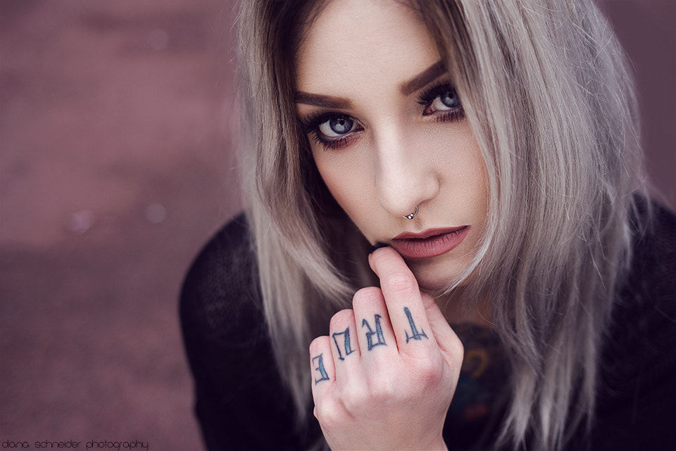Canon EF 35mm F2 IS USM sample photo. Marie photography