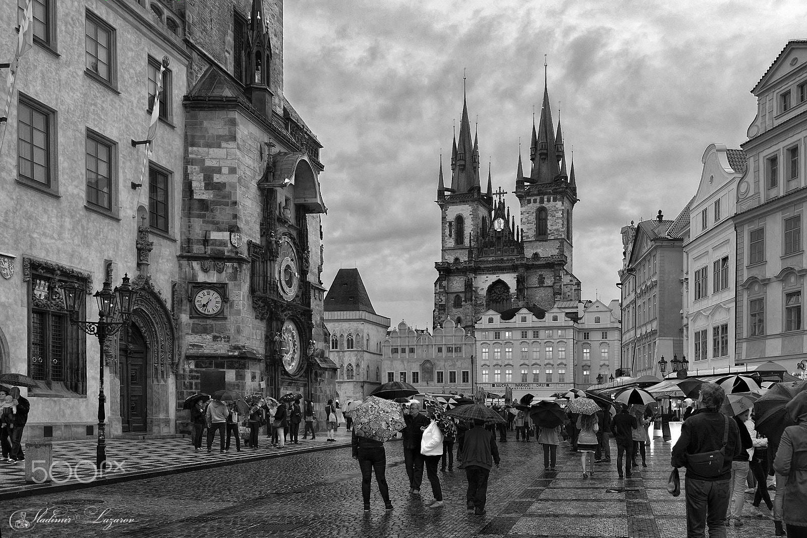 Nikon D610 + Nikon AF Nikkor 28mm F2.8D sample photo. Stare mesto photography