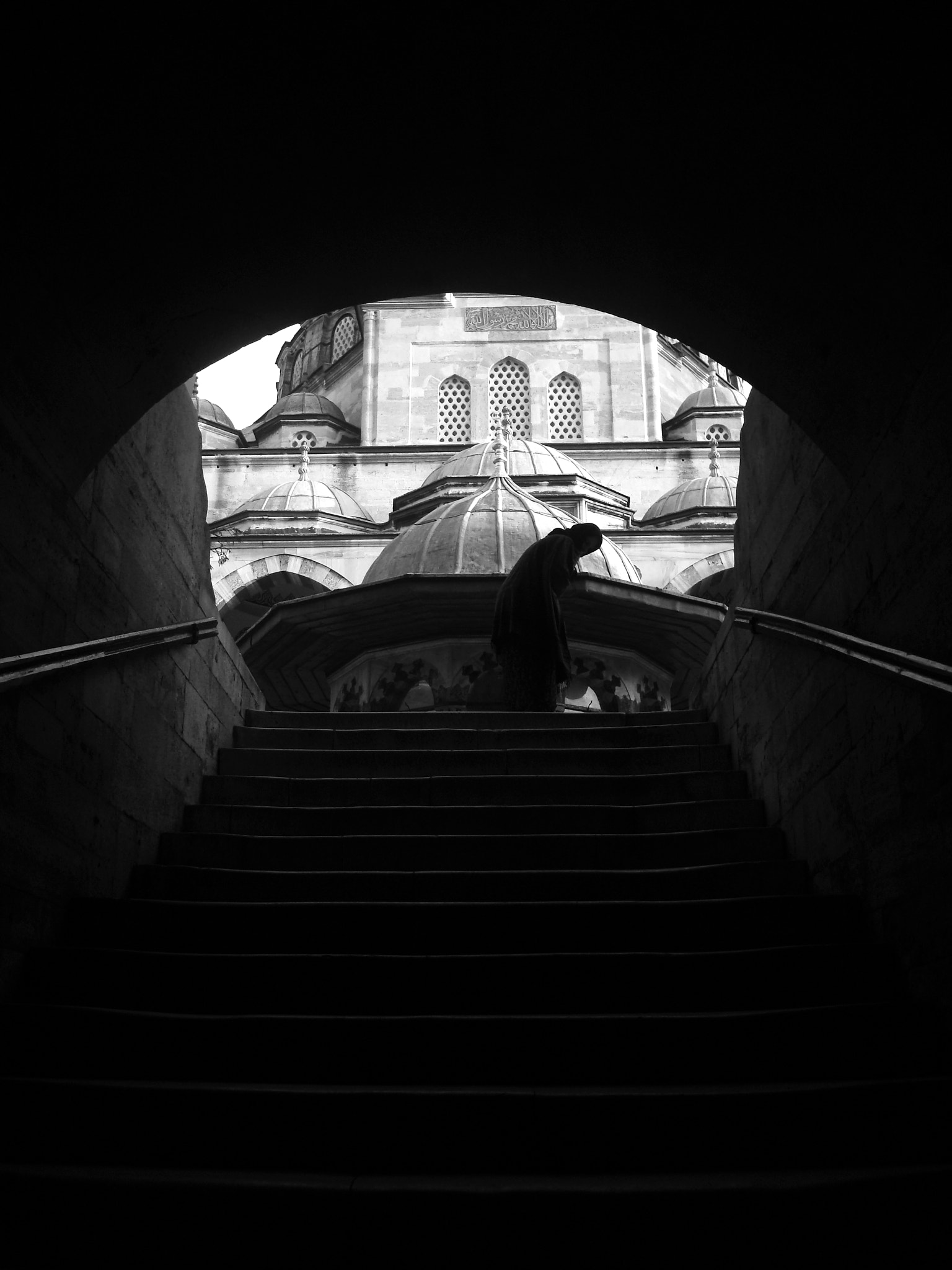 Sony DSC-W200 sample photo. Stairs of mosque photography