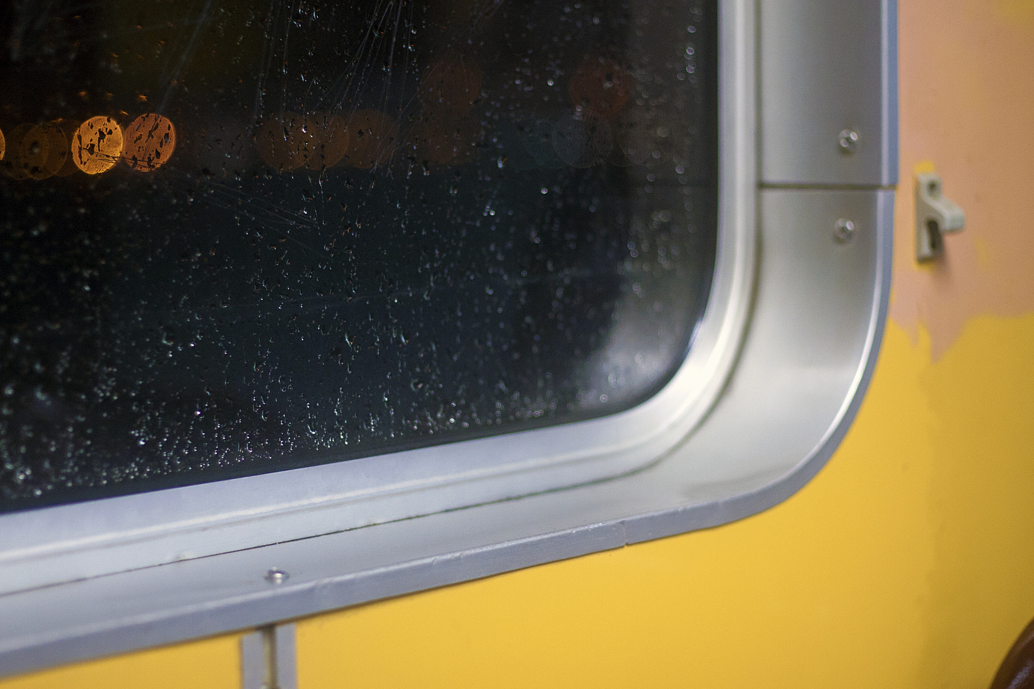Canon EOS 30D + Canon EF 50mm F1.8 II sample photo. Yellow submarine. photography
