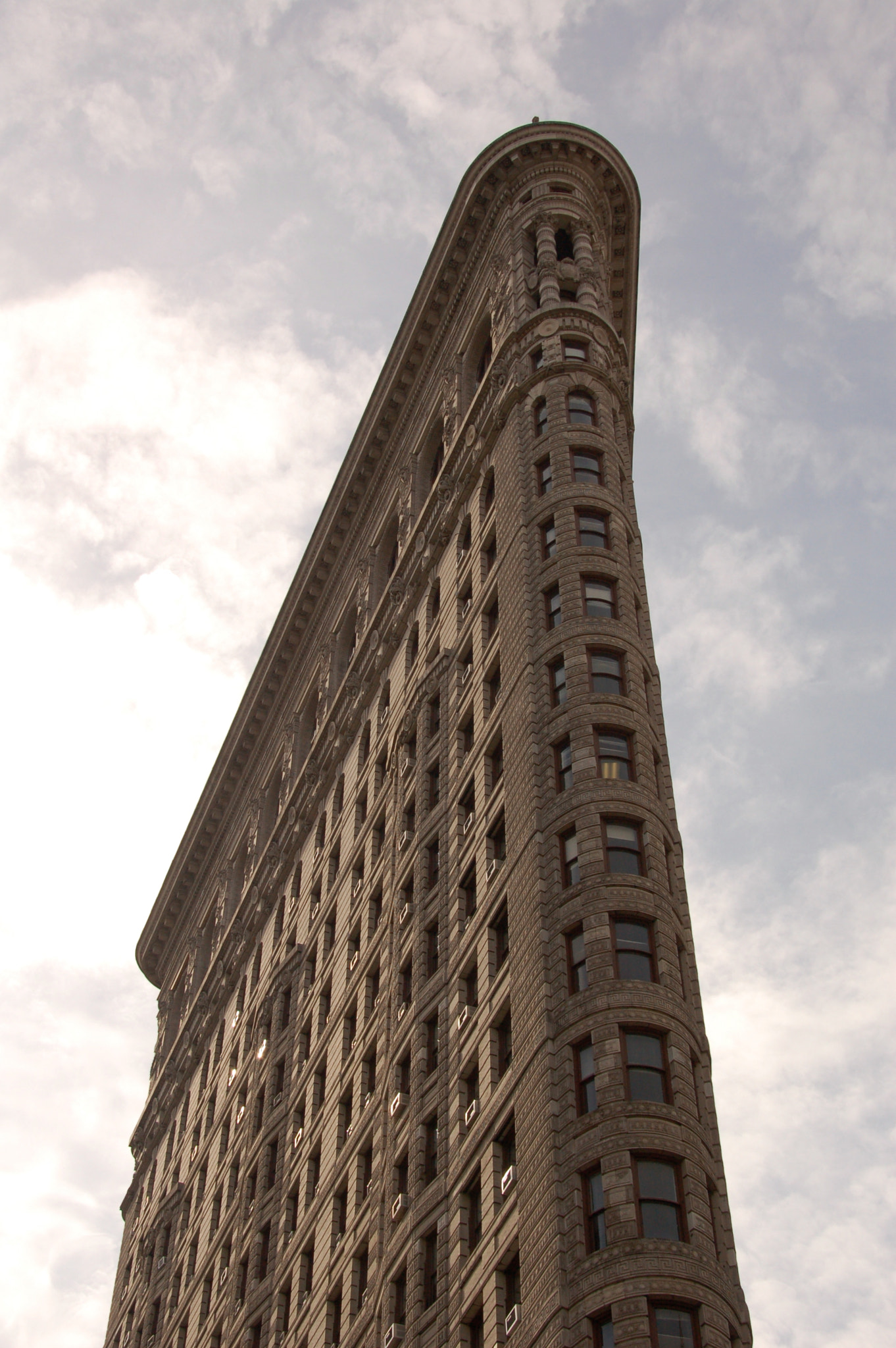 Nikon D50 sample photo. Flatiron building photography