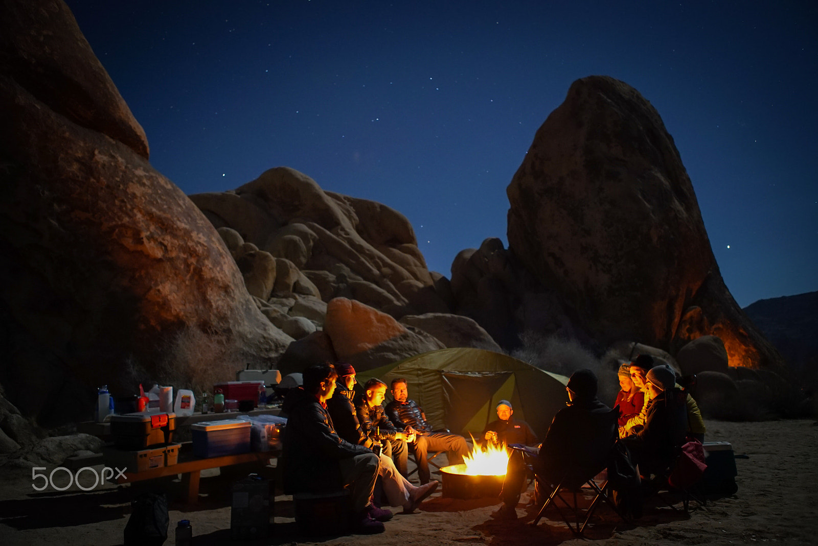 24-70mm F2.8 sample photo. Friends and firelight photography