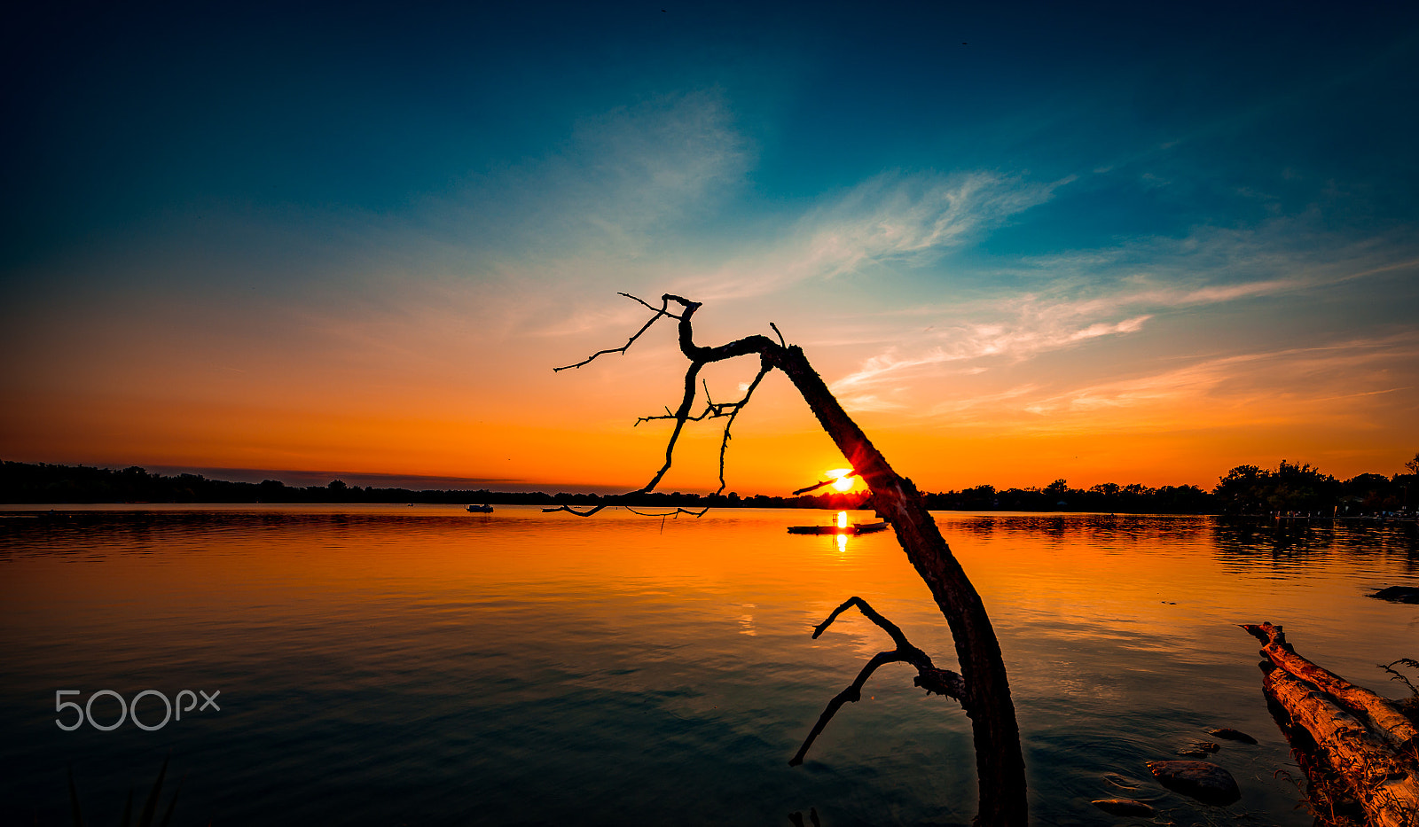 Sigma 8-16mm F4.5-5.6 DC HSM sample photo. Sunset lake 2 photography