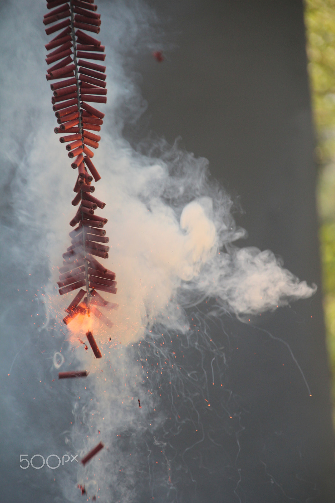 Sigma 18-200mm f/3.5-6.3 DC OS sample photo. Fire crackers photography