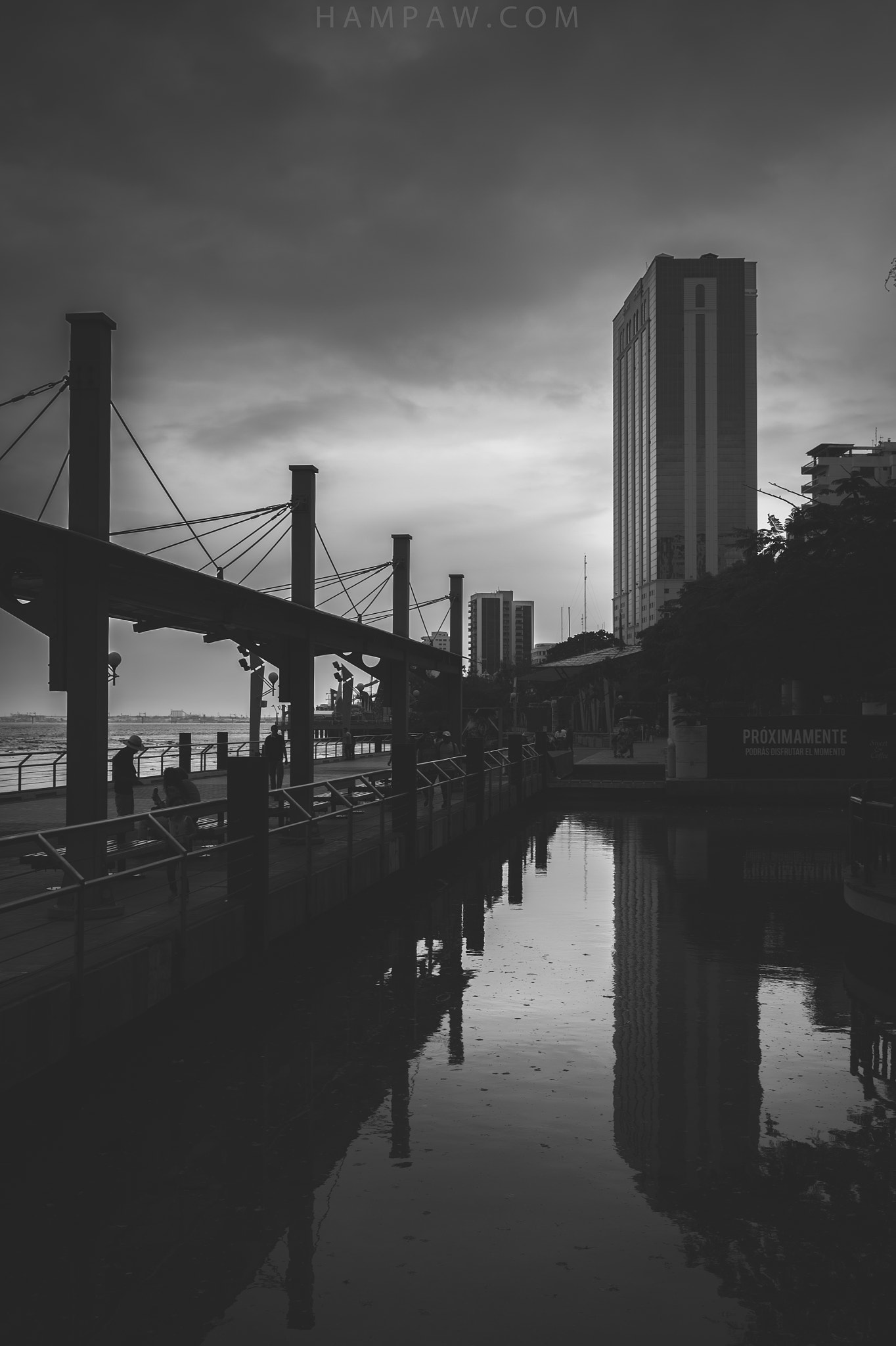 Nikon Df + Nikon AF-S Nikkor 35mm F1.4G sample photo. Tall building photography