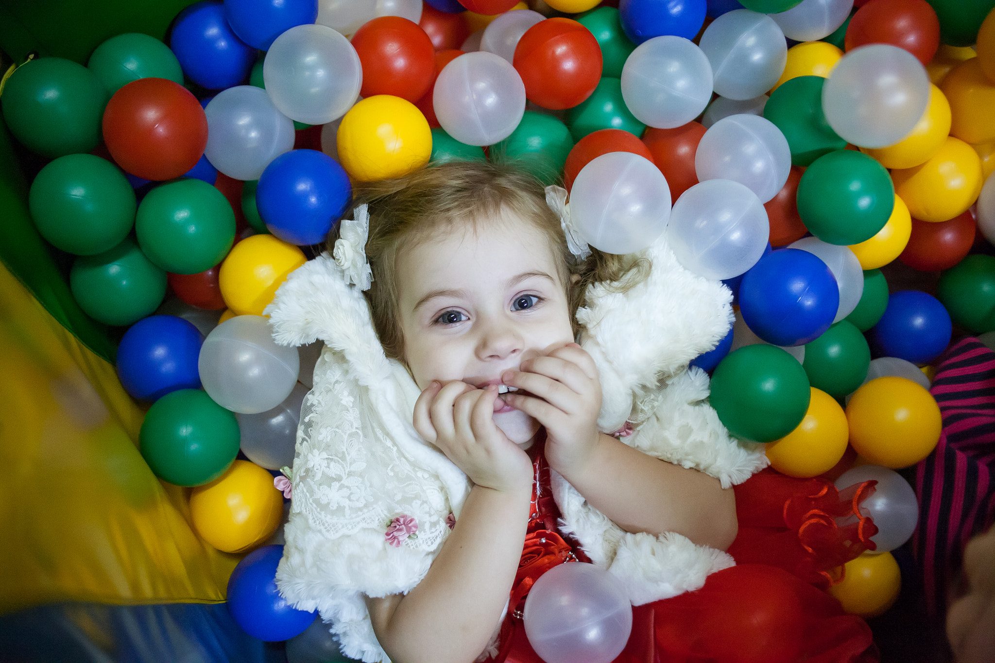 Canon EF 28-80mm f/3.5-5.6 USM IV sample photo. Smile photography