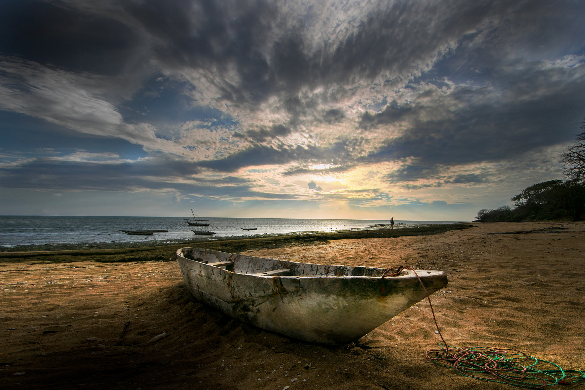 Canon EF 14mm F2.8L II USM sample photo. Last journey photography