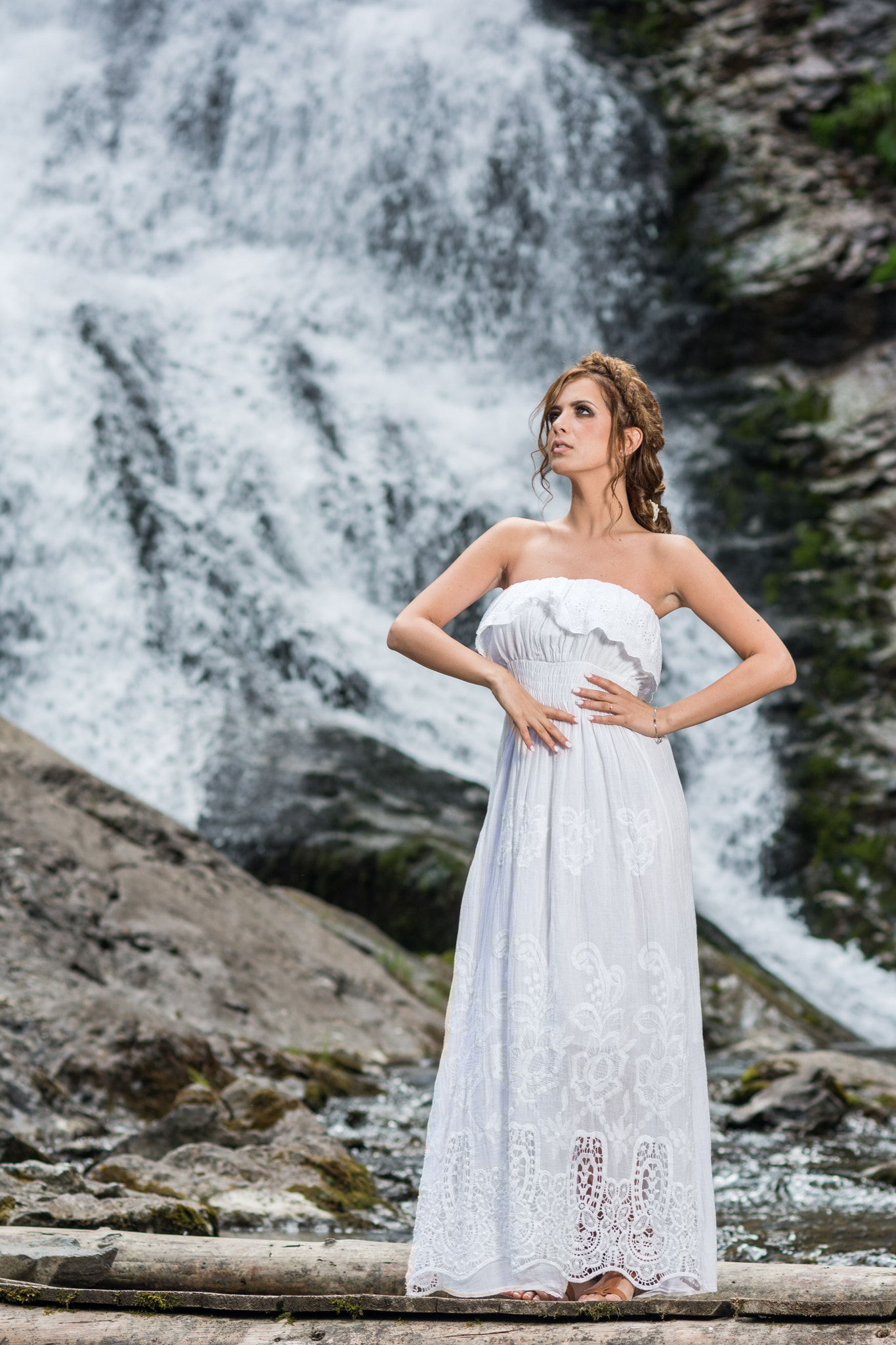 AF Nikkor 85mm f/1.8 sample photo. Waterfall beauty photography