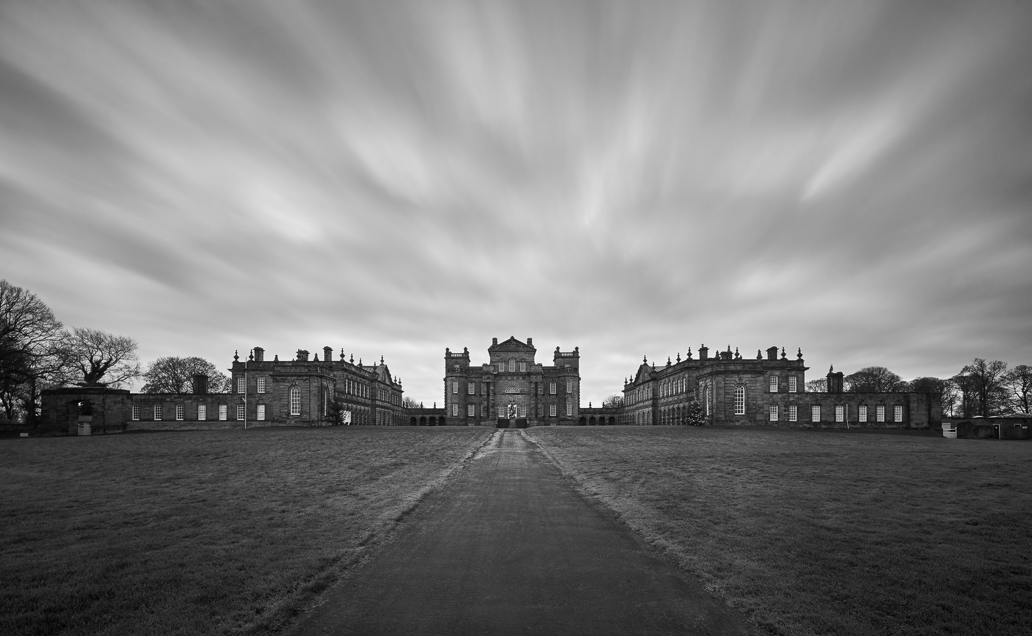 17mm F4 G sample photo. Seaton delaval hall photography