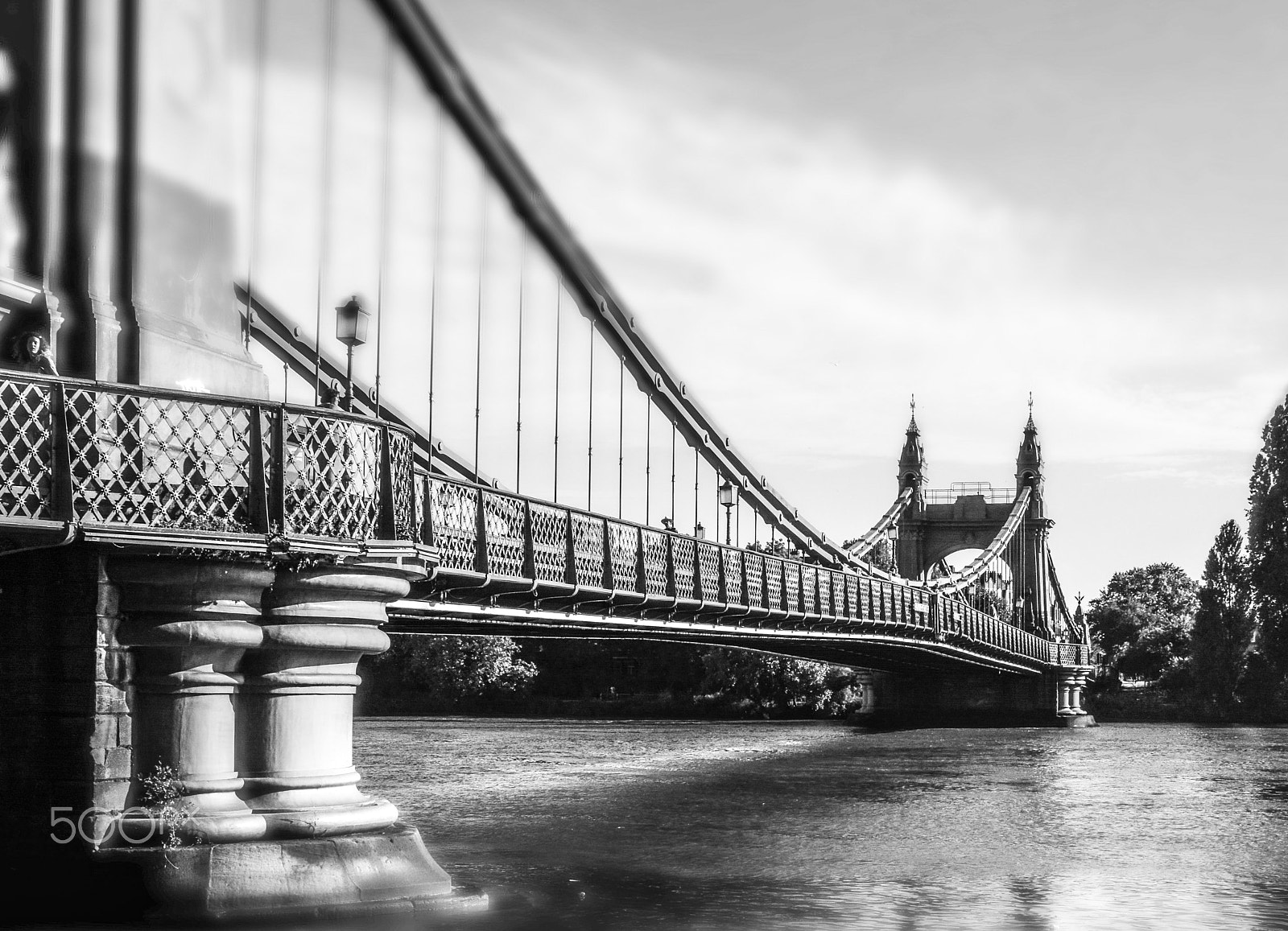 Nikon D7100 + Nikon AF Nikkor 24mm F2.8D sample photo. Hammersmith bridge photography