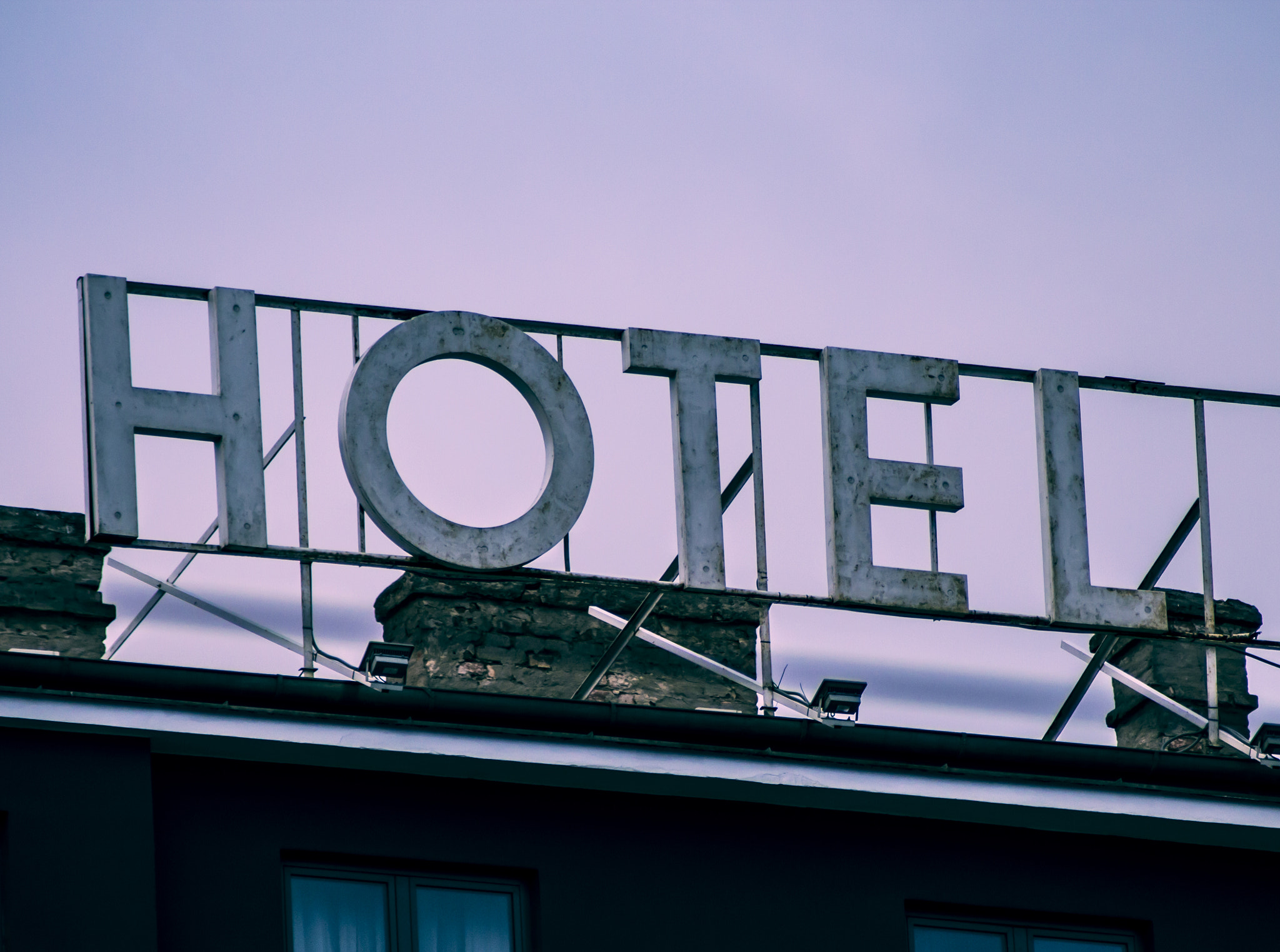 Canon EF 70-210mm f/3.5-4.5 USM sample photo. Hotel in vienna photography