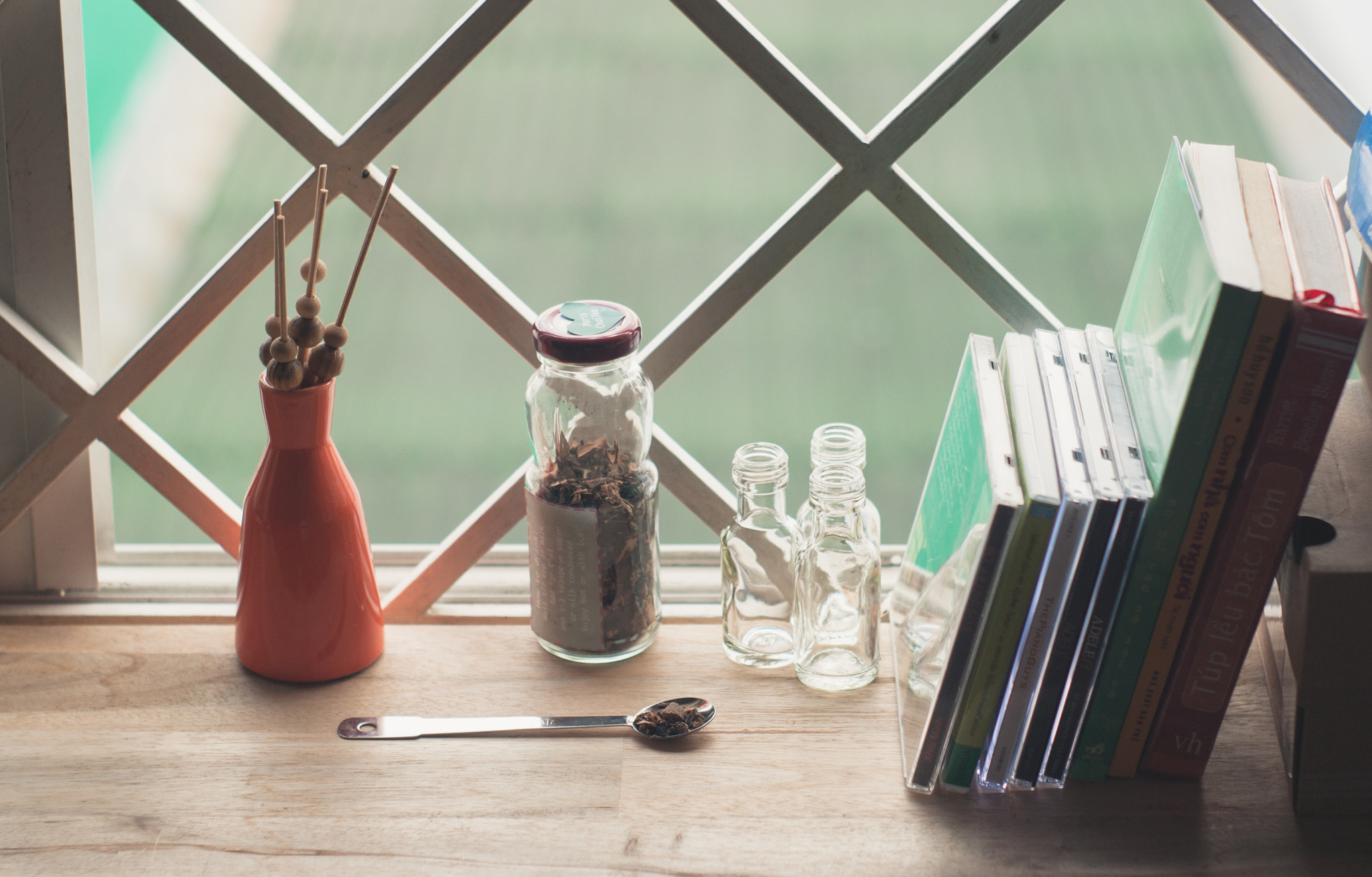 Sony Alpha DSLR-A700 + Minolta AF 50mm F1.7 sample photo. Stuff photography