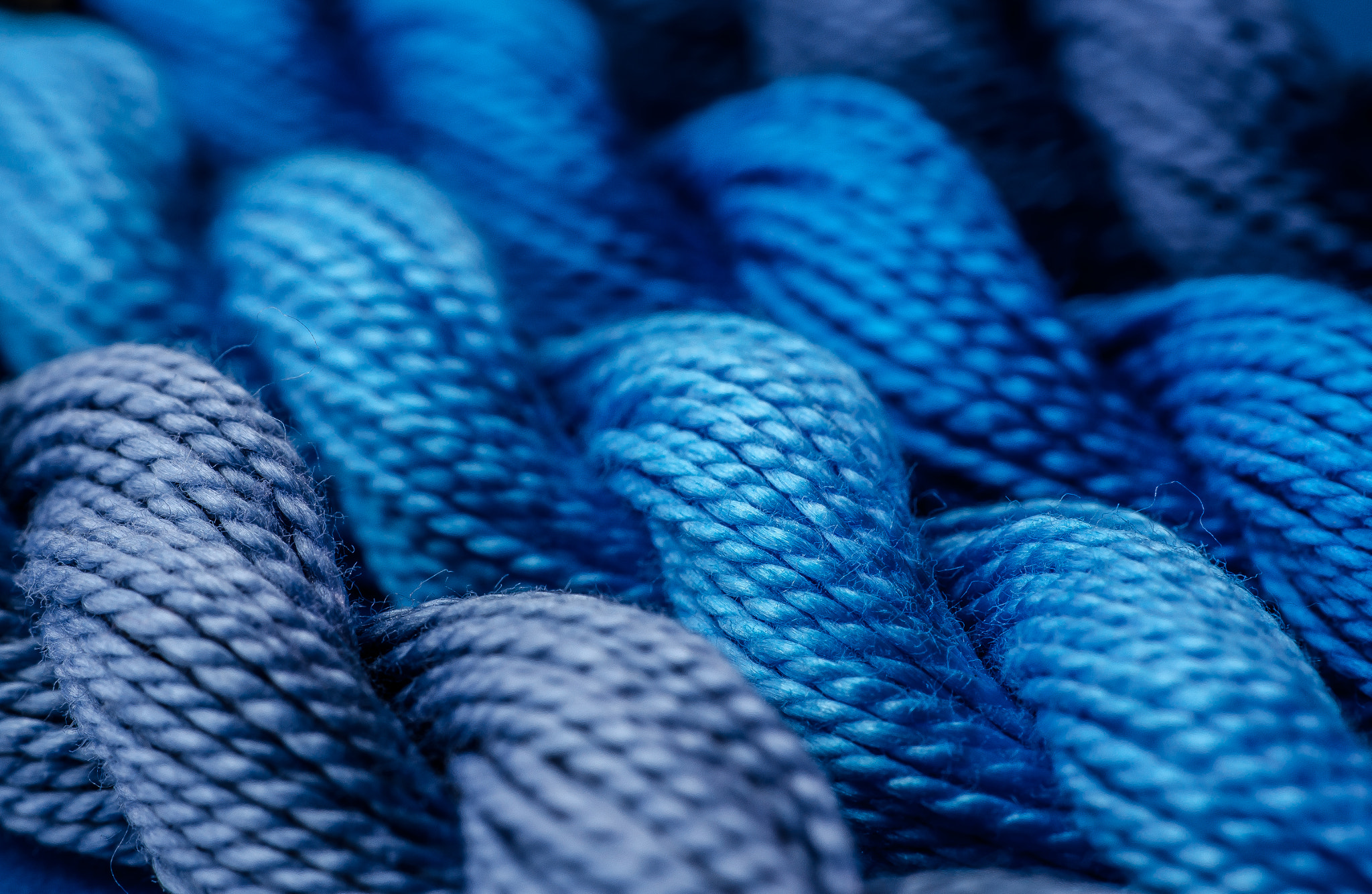 Nikon D5100 + Nikon AF Nikkor 50mm F1.8D sample photo. Blue photography