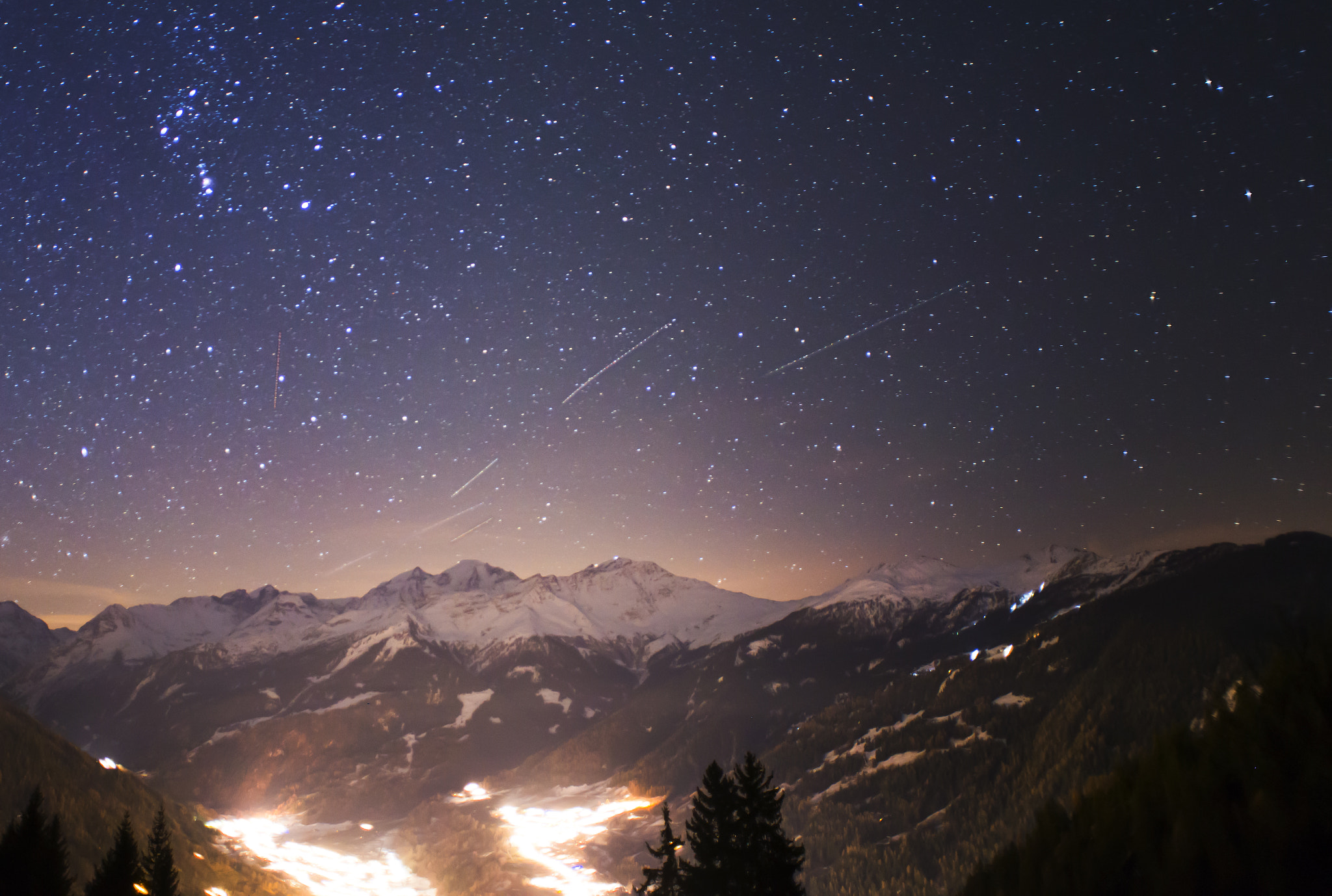 AF Nikkor 20mm f/2.8 sample photo. Geminid meteor shower - valais photography