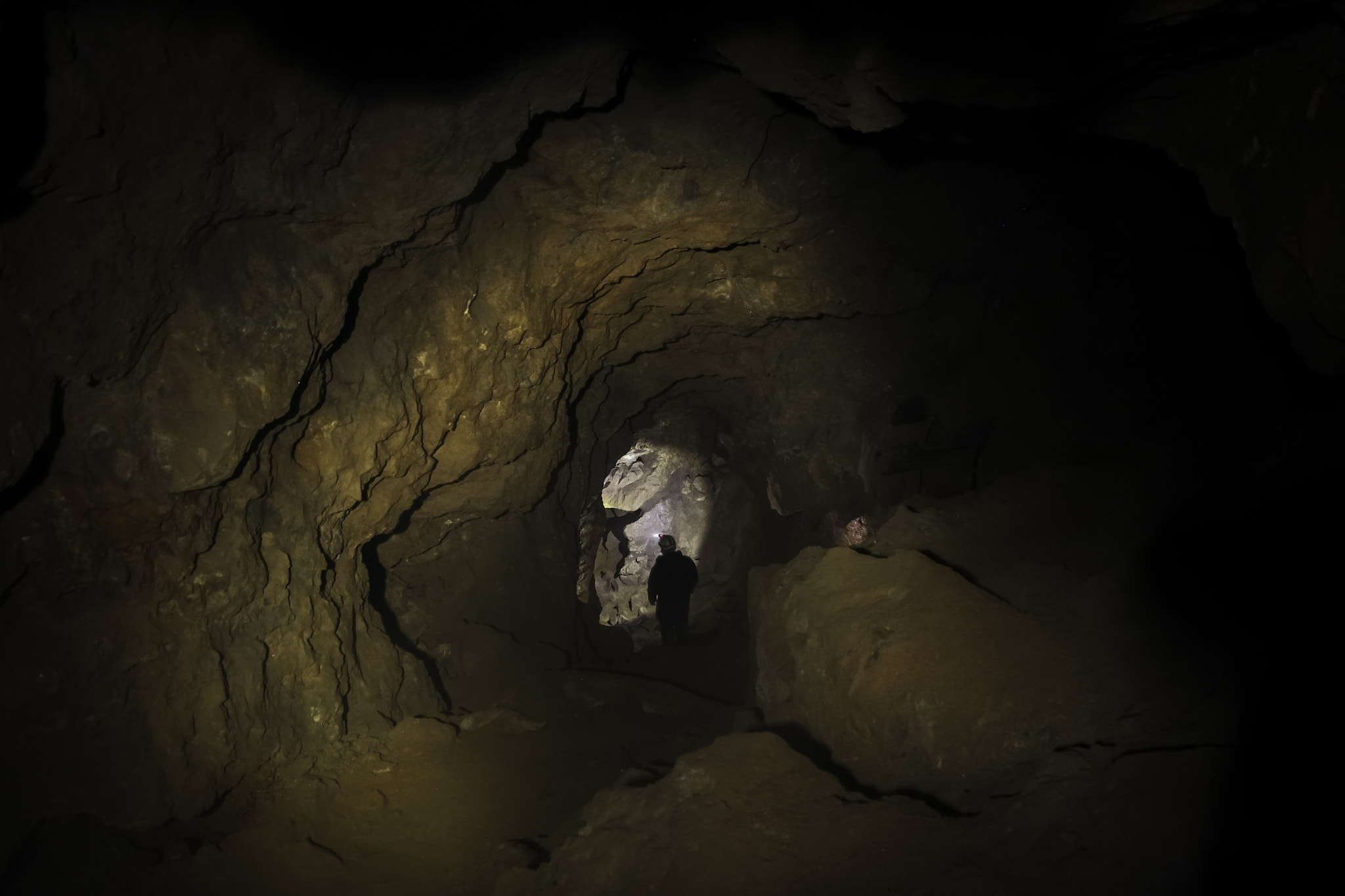 Canon EF-S 18-135mm F3.5-5.6 IS STM sample photo. Caving december 2015 photography