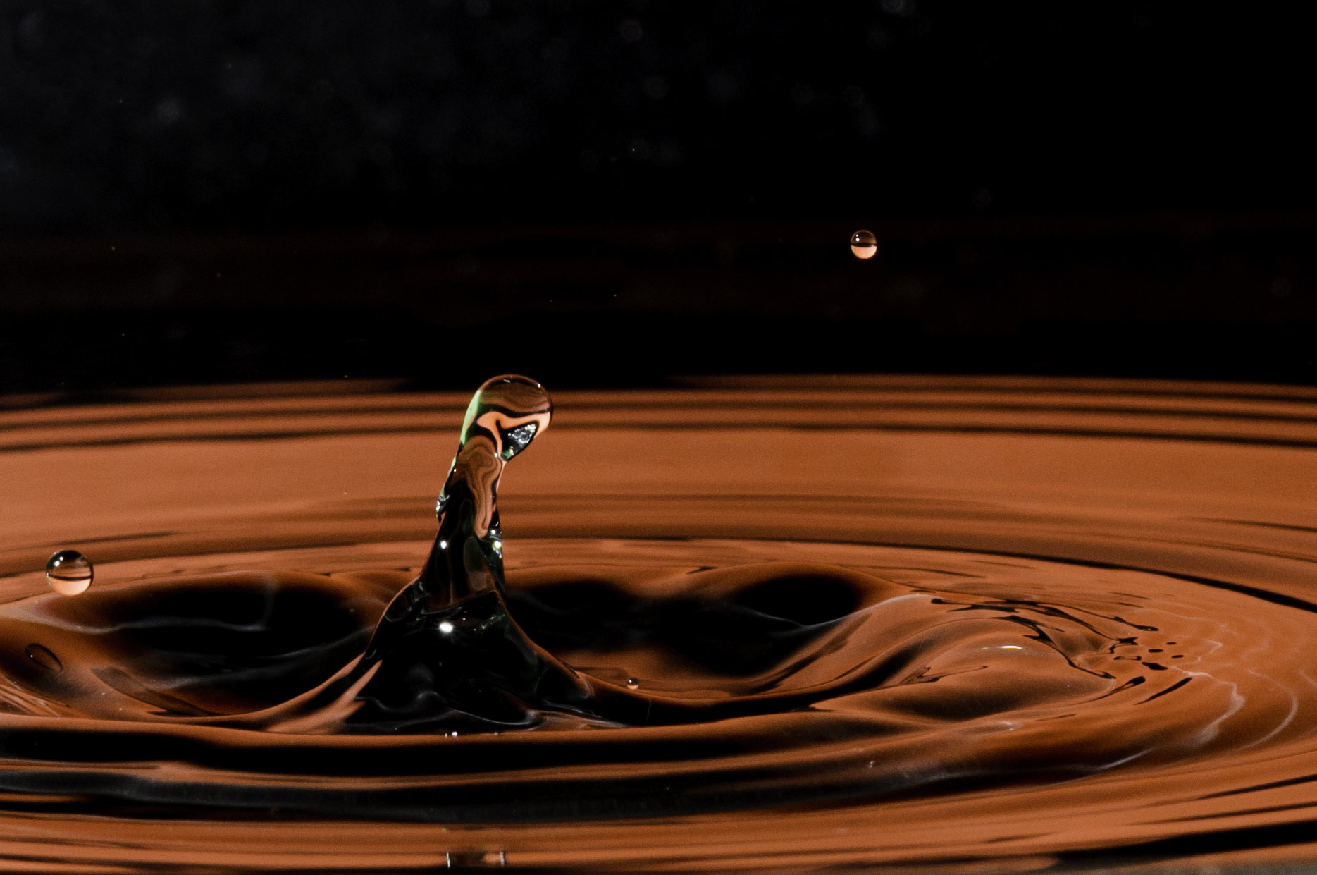 Nikon D7000 + AF Micro-Nikkor 105mm f/2.8 sample photo. Devotion photography