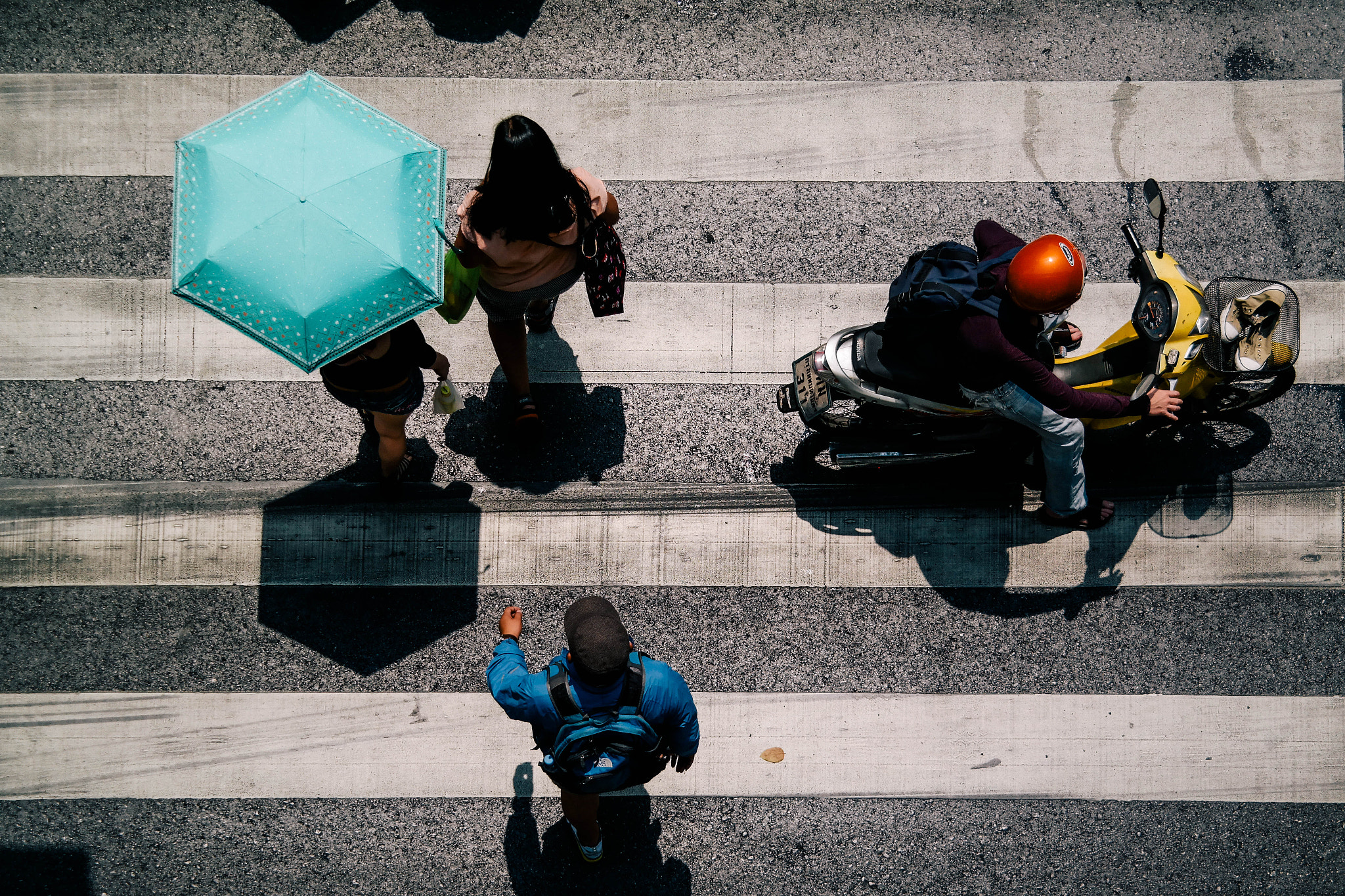 Samsung NX30 + NX 18-55mm F3.5-5.6 sample photo. Bangkok 2015 photography