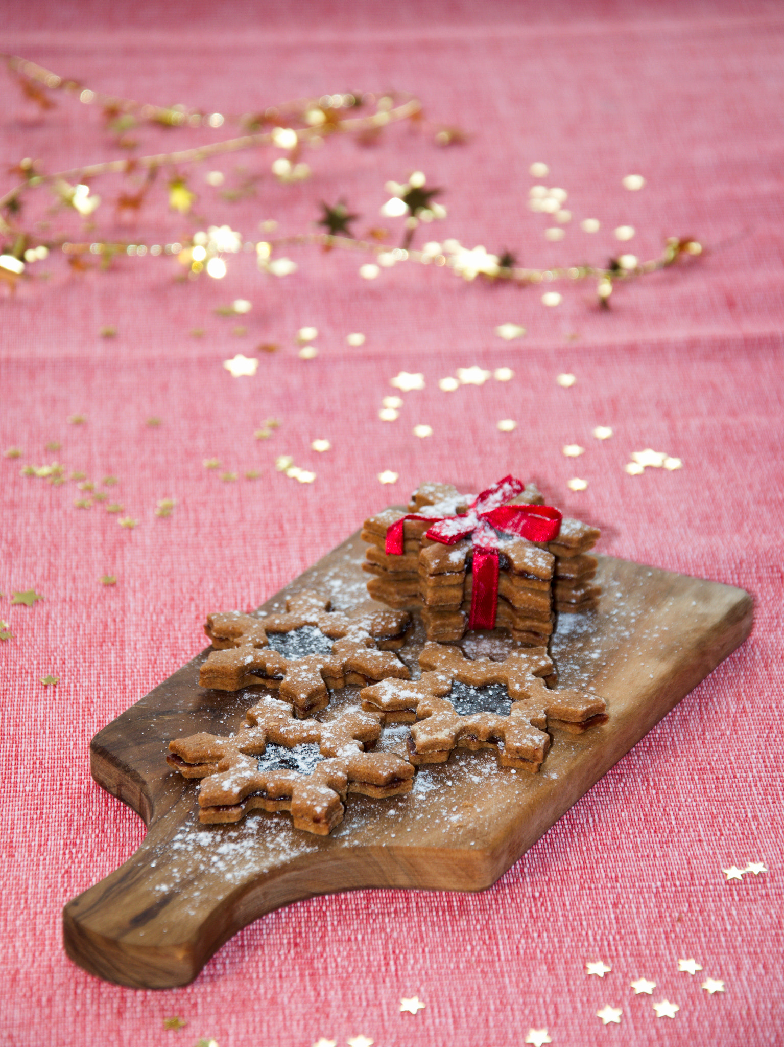 Nikon D3300 + 18.00 - 105.00 mm f/3.5 - 5.6 sample photo. Christmas cookies photography