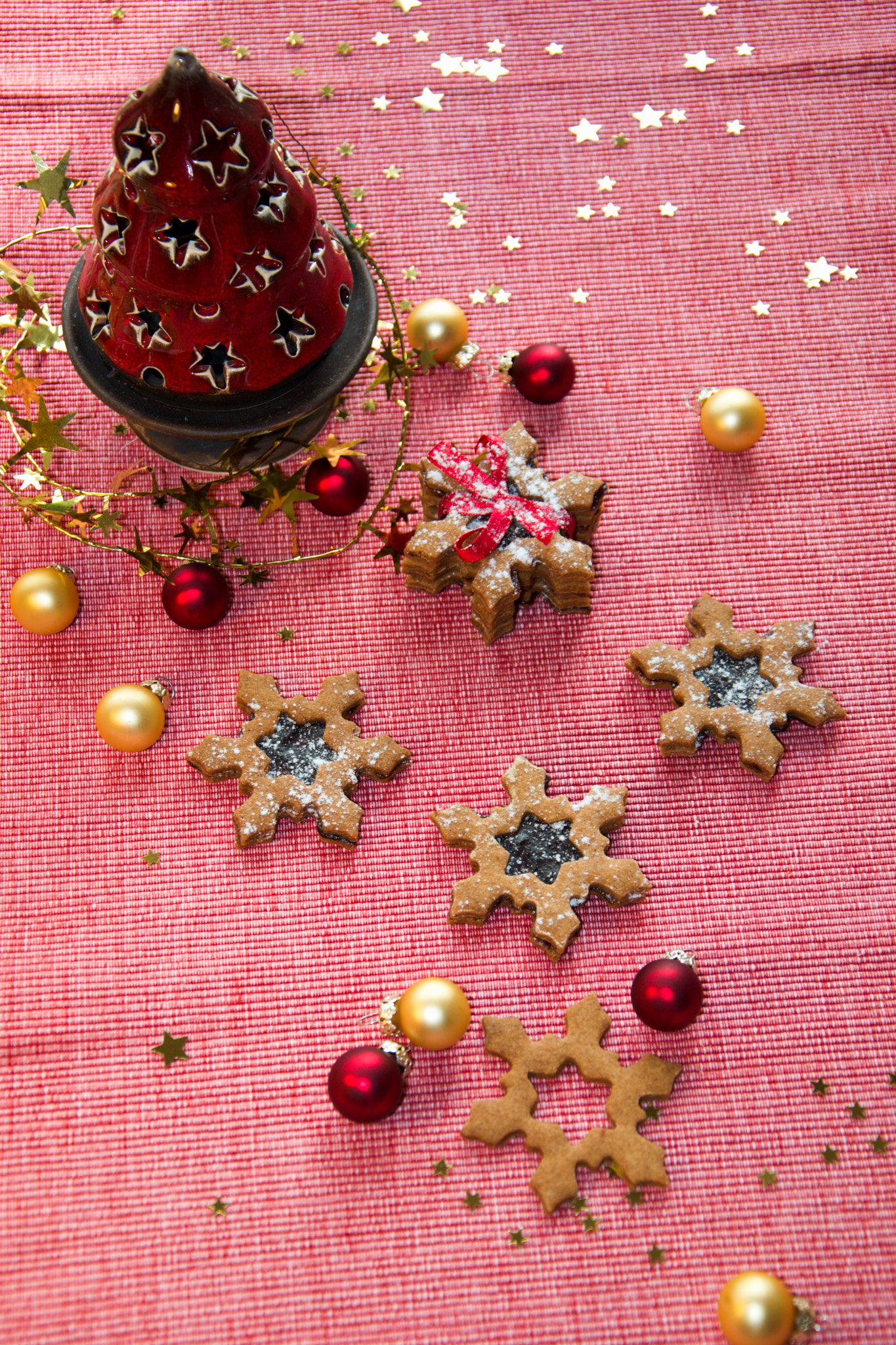 Nikon D3300 + 18.00 - 105.00 mm f/3.5 - 5.6 sample photo. Christmas cookies photography