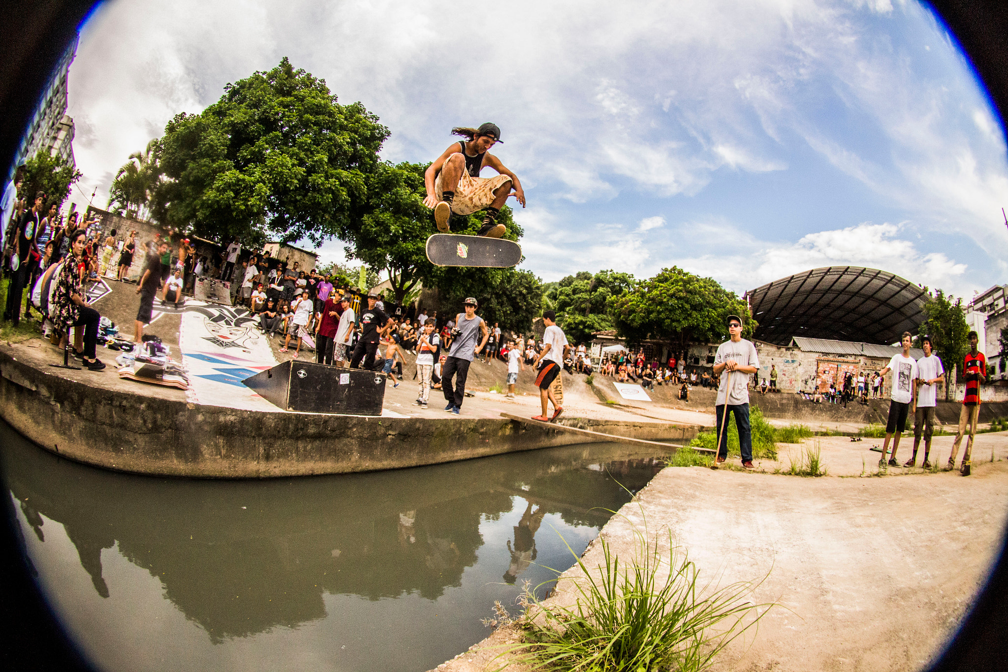 Sigma 8mm F3.5 EX DG Circular Fisheye sample photo. Wallace miudo fs flip photography