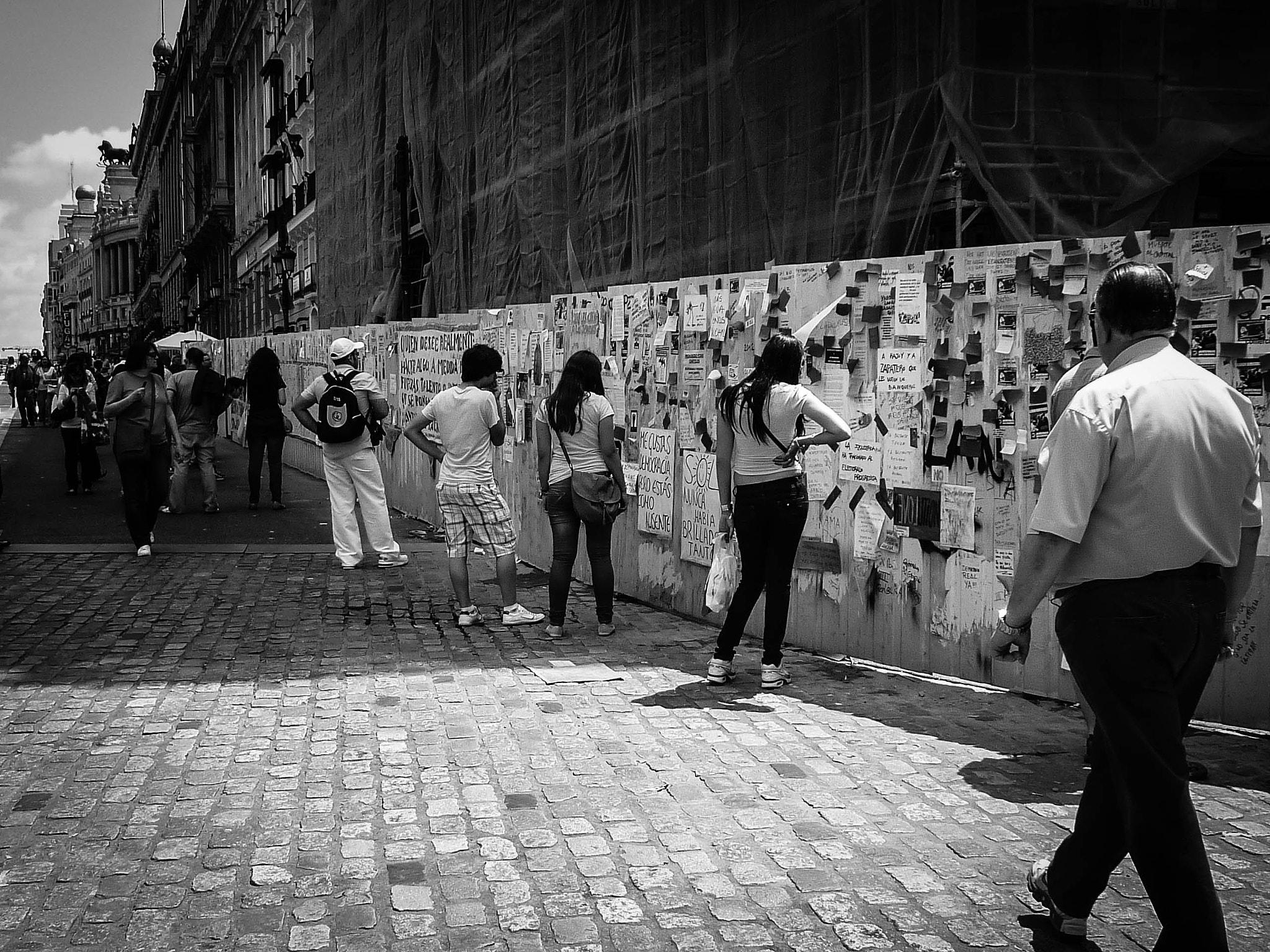 Panasonic DMC-ZS3 sample photo. Writing's on the wall photography