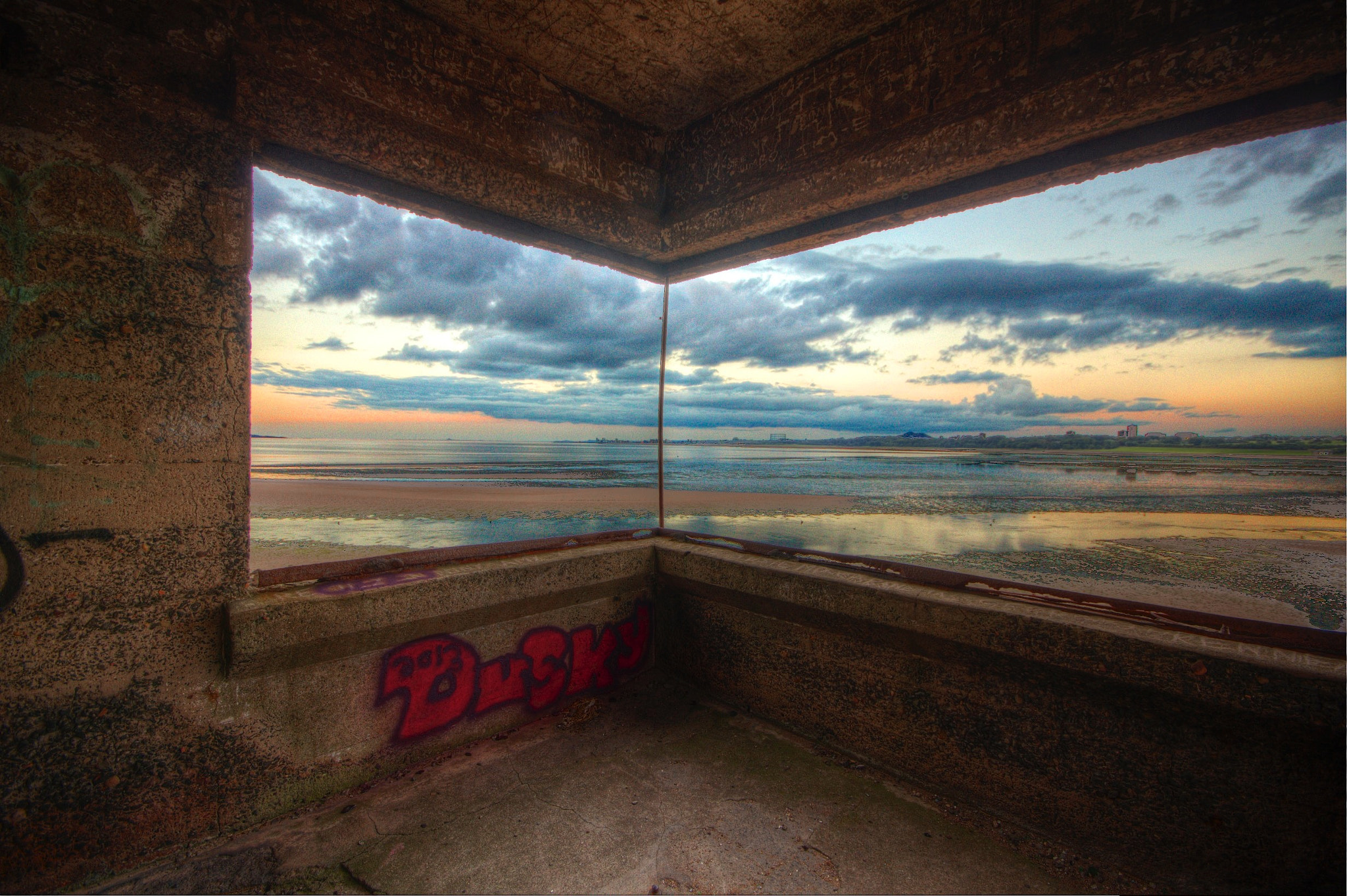 Sigma AF 10-20mm F4-5.6 EX DC sample photo. Cramond island lookout photography