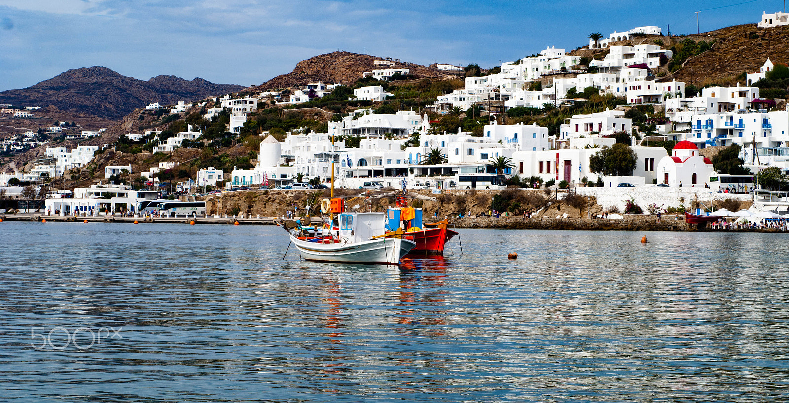 Sony Alpha DSLR-A200 + Minolta AF 50mm F1.7 sample photo. Boats in port photography
