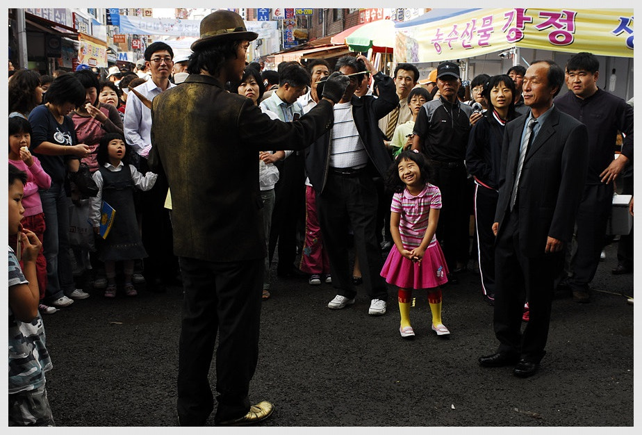Nikon AF-S Nikkor 28-70mm F2.8 ED-IF sample photo. The festival's joy photography