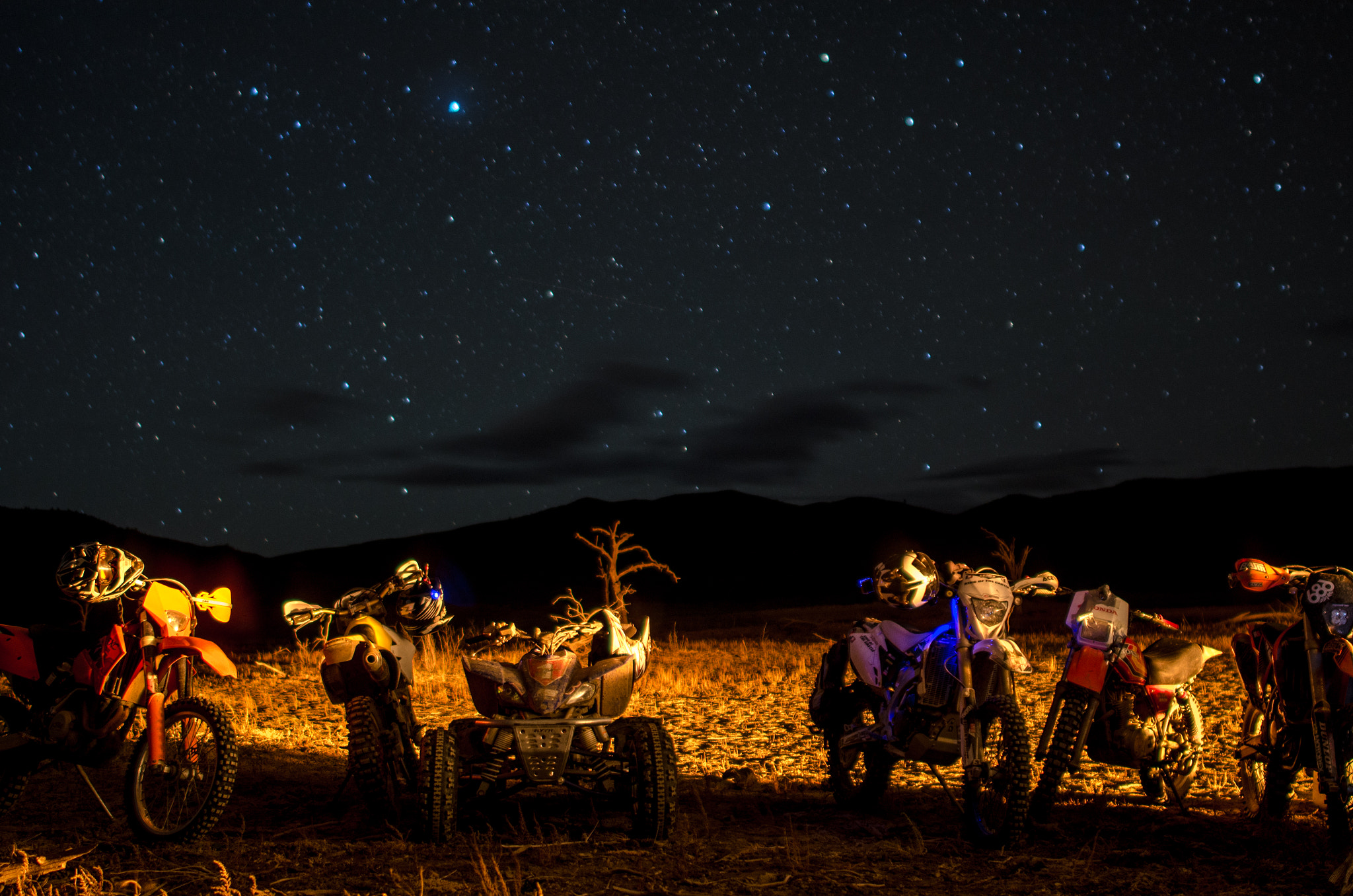 Nikon D5100 + Samyang 12mm F2.8 ED AS NCS Fisheye sample photo. Bikes under the stars photography