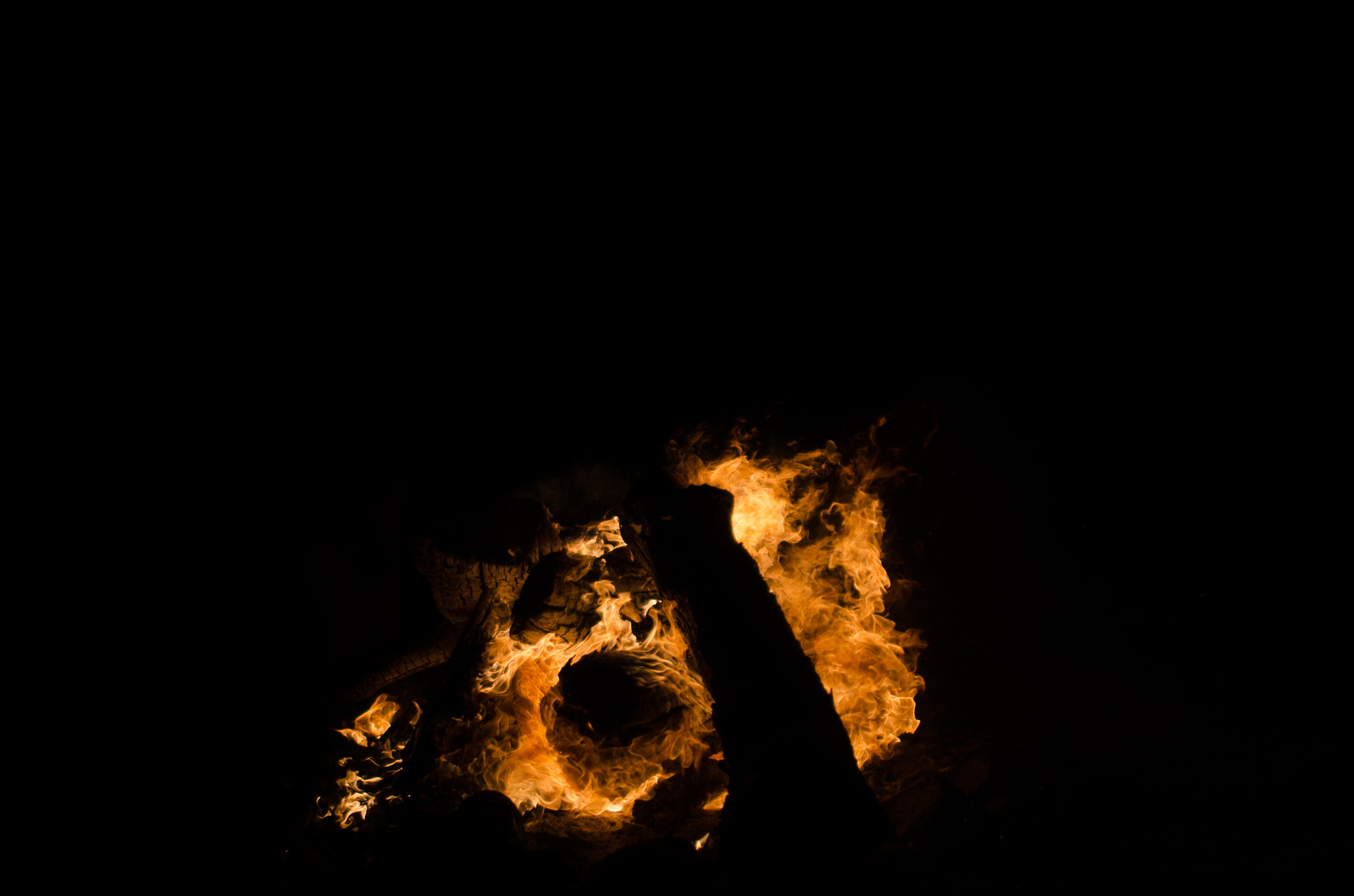 Samyang 12mm F2.8 ED AS NCS Fisheye sample photo. Fire photography