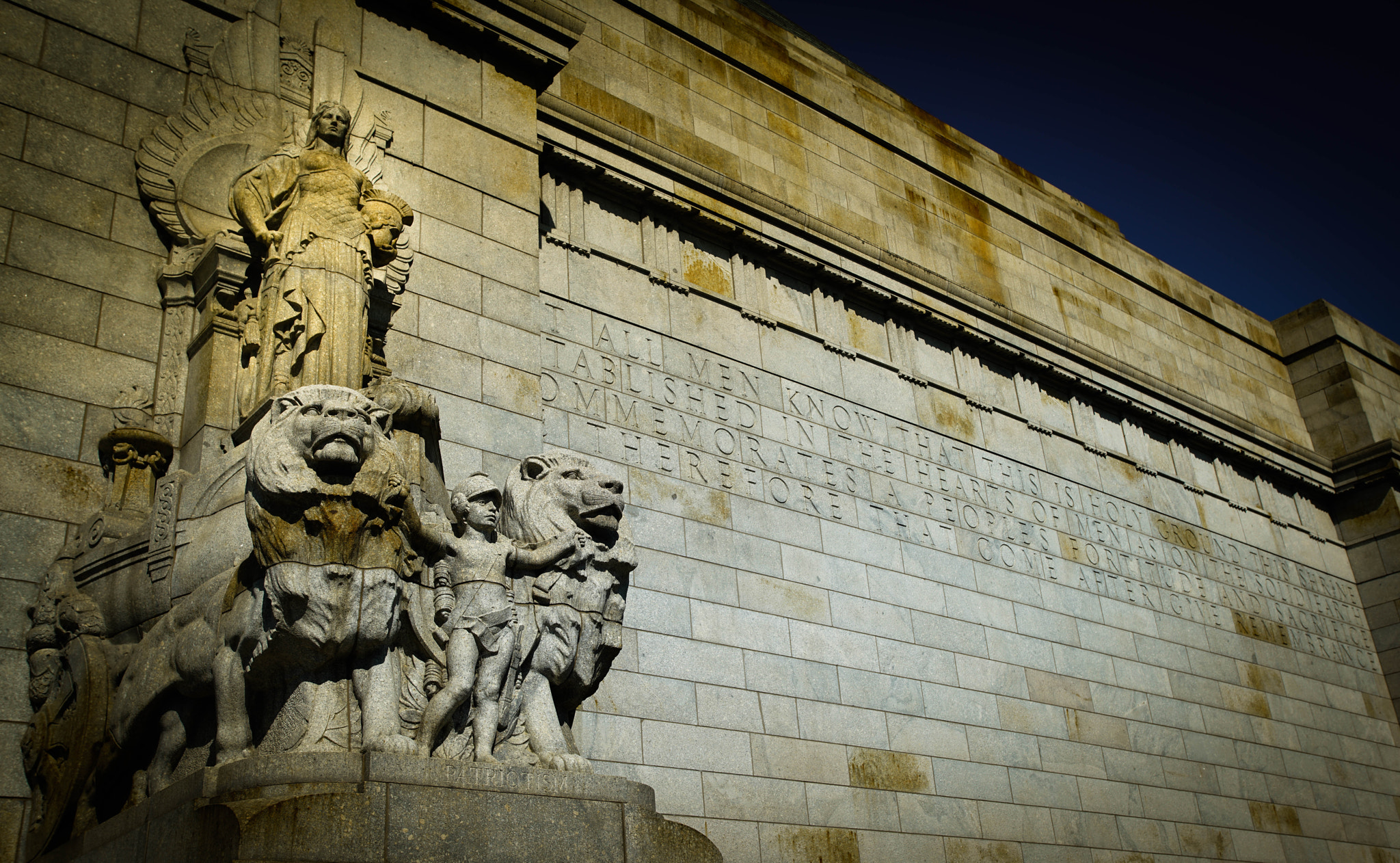 17-40mm F4 G SSM sample photo. Remember them photography