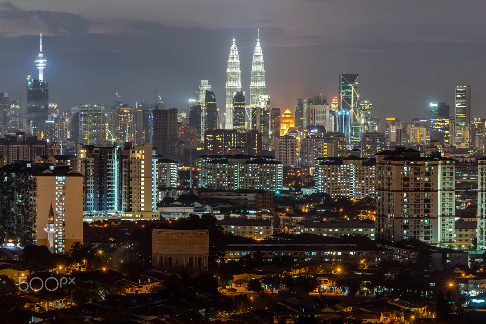Sony 70-300mm F4.5-5.6 G SSM sample photo. Sunset in kl photography