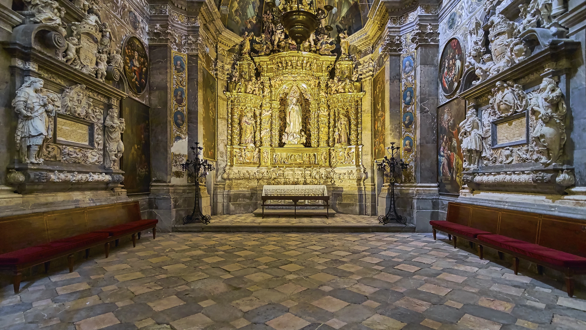 Fujifilm X-T1 + Tokina AT-X Pro 11-16mm F2.8 DX II sample photo. Capilla de la inmaculada concepción - catedral de santa maría de tarragona photography