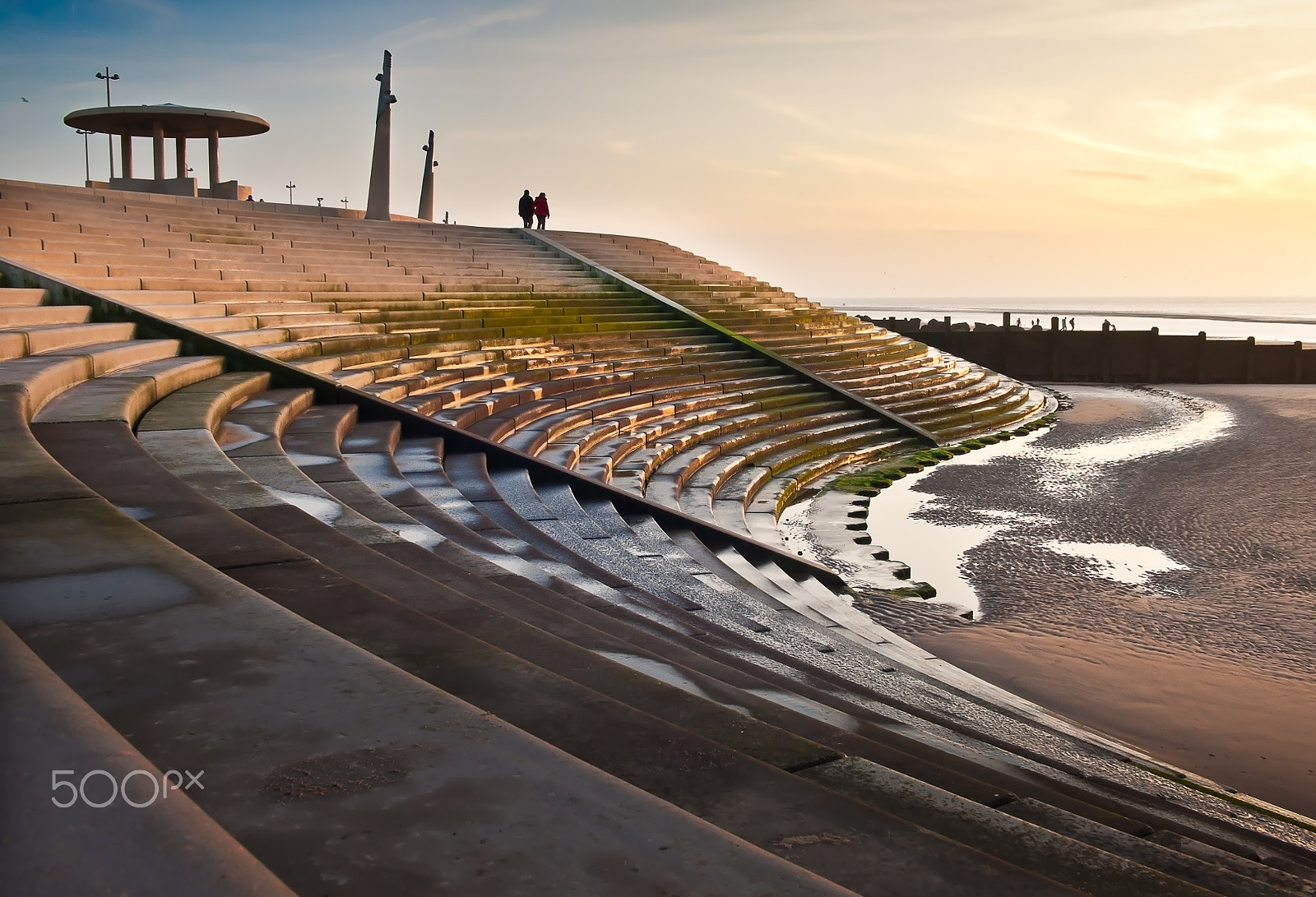 Olympus PEN E-P2 + Olympus M.Zuiko Digital 17mm F2.8 Pancake sample photo. Cleveleys promenade, cleveleys, lancashire, uk photography