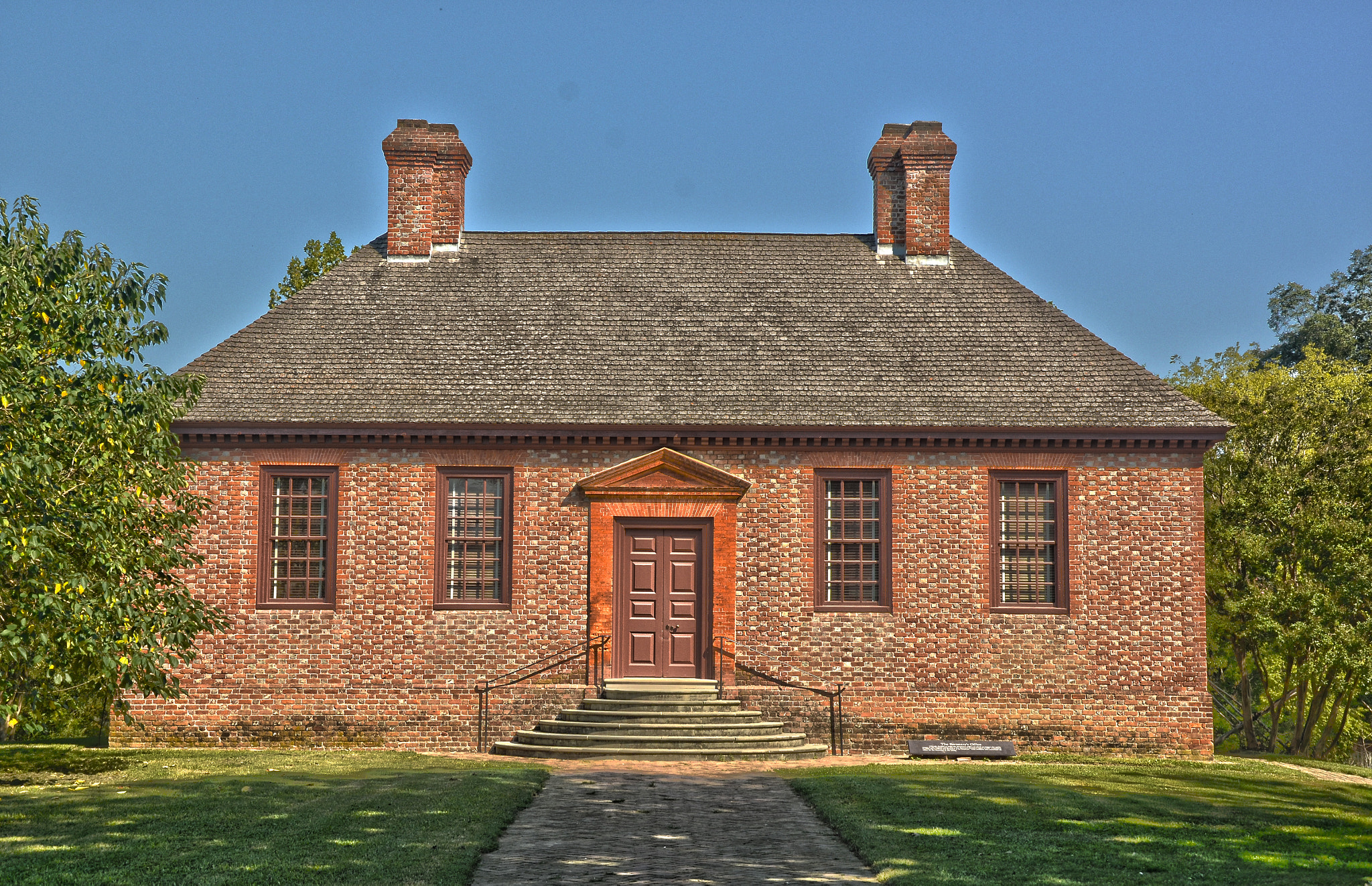 Nikon D7000 + AF Micro-Nikkor 105mm f/2.8 sample photo. Colonial williamsburg home photography