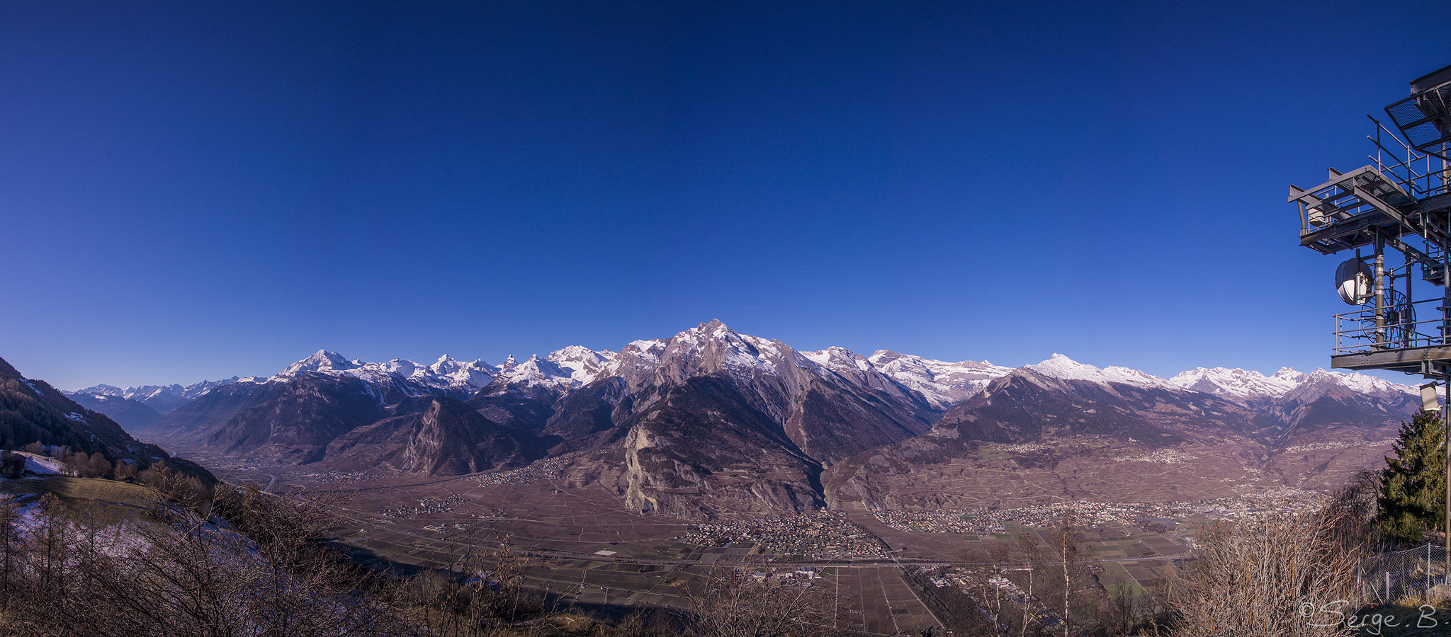 Sony SLT-A65 (SLT-A65V) + 17-50mm F2.8 sample photo. Nendaz photography