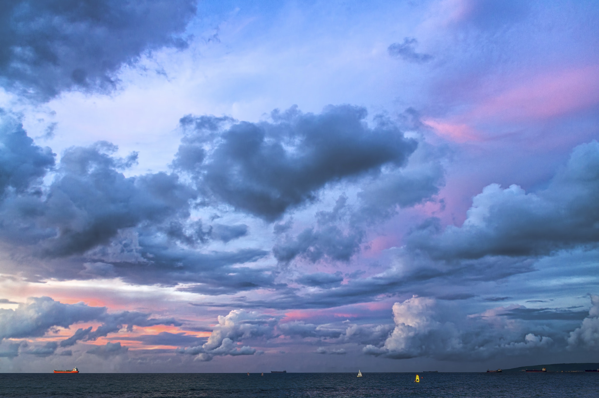Pentax K-7 sample photo. Clouds over the sea photography