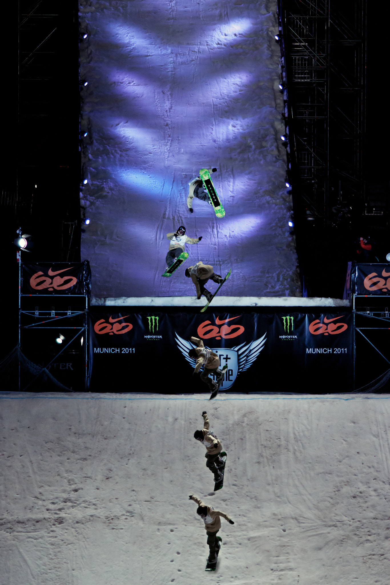 Canon EOS 50D + Canon EF 200mm F2.8L II USM sample photo. Air & style munich photography
