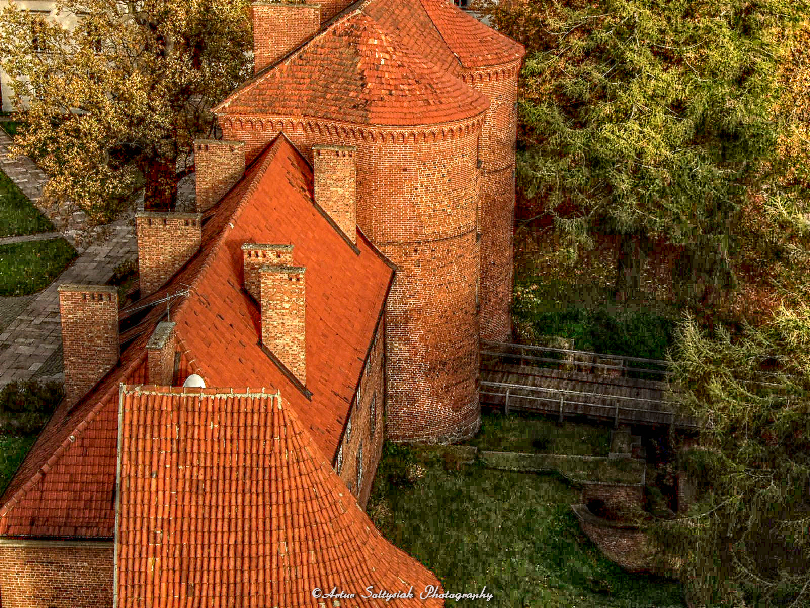 Fujifilm FinePix F40fd sample photo. Frombork 1388 photography