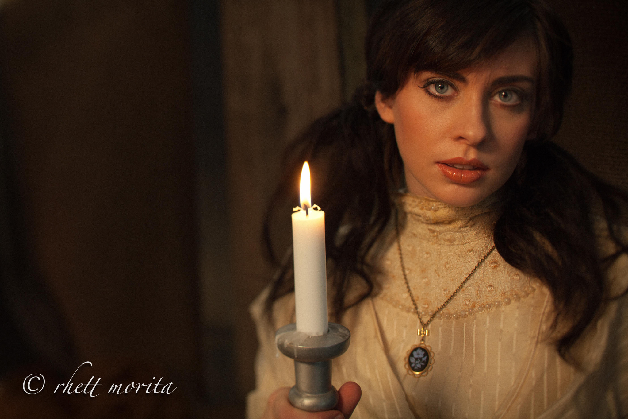 Canon EOS 5D Mark II + Canon TS-E 45mm F2.8 Tilt-Shift sample photo. She walked with the light of a candle. photography